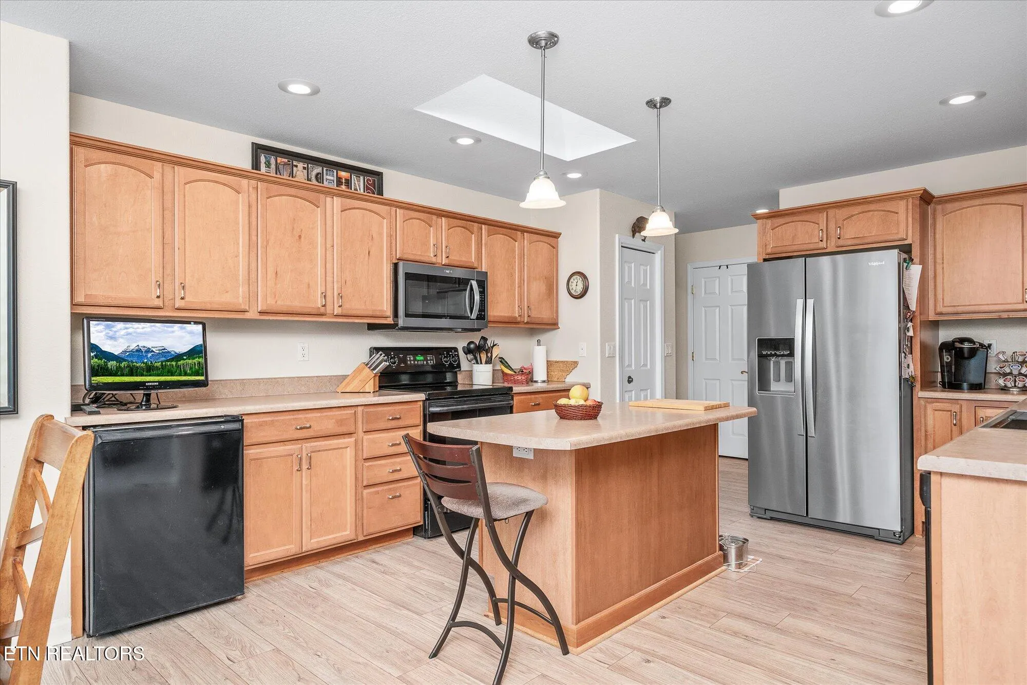 Property Slideshow image 16 of 47 | 21 lexham ct, Crossville, TN, 38558