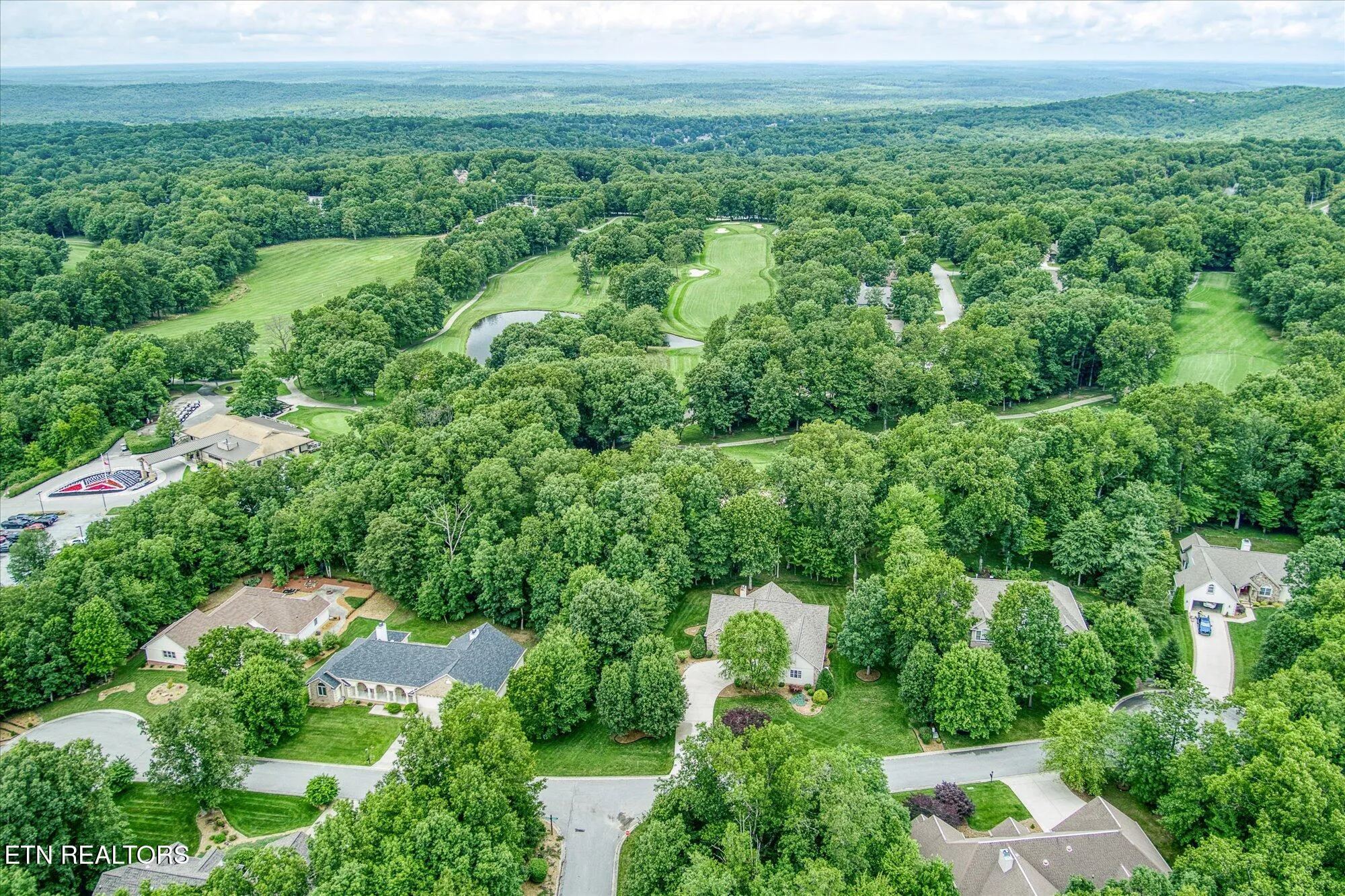 Property Slideshow image 9 of 47 | 21 lexham ct, Crossville, TN, 38558