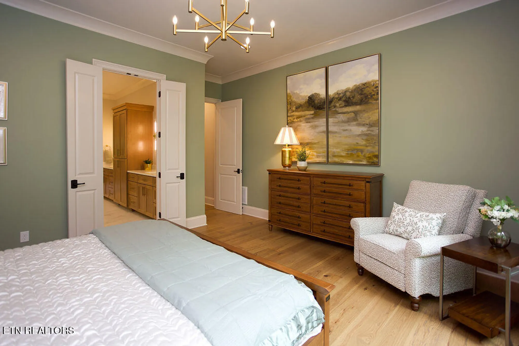 Property Slideshow image 18 of 35 | 268 stonehenge dr, Crossville, TN, 38558