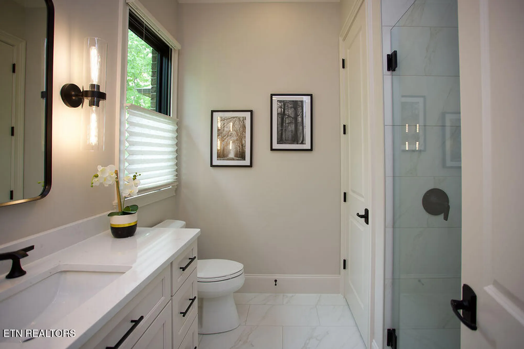 Property Slideshow image 28 of 35 | 268 stonehenge dr, Crossville, TN, 38558