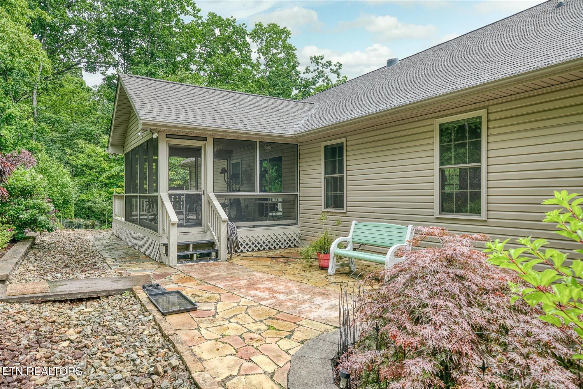 Property Slideshow image 7 of 60 | 130 folkstone rd, Crossville, TN, 38558