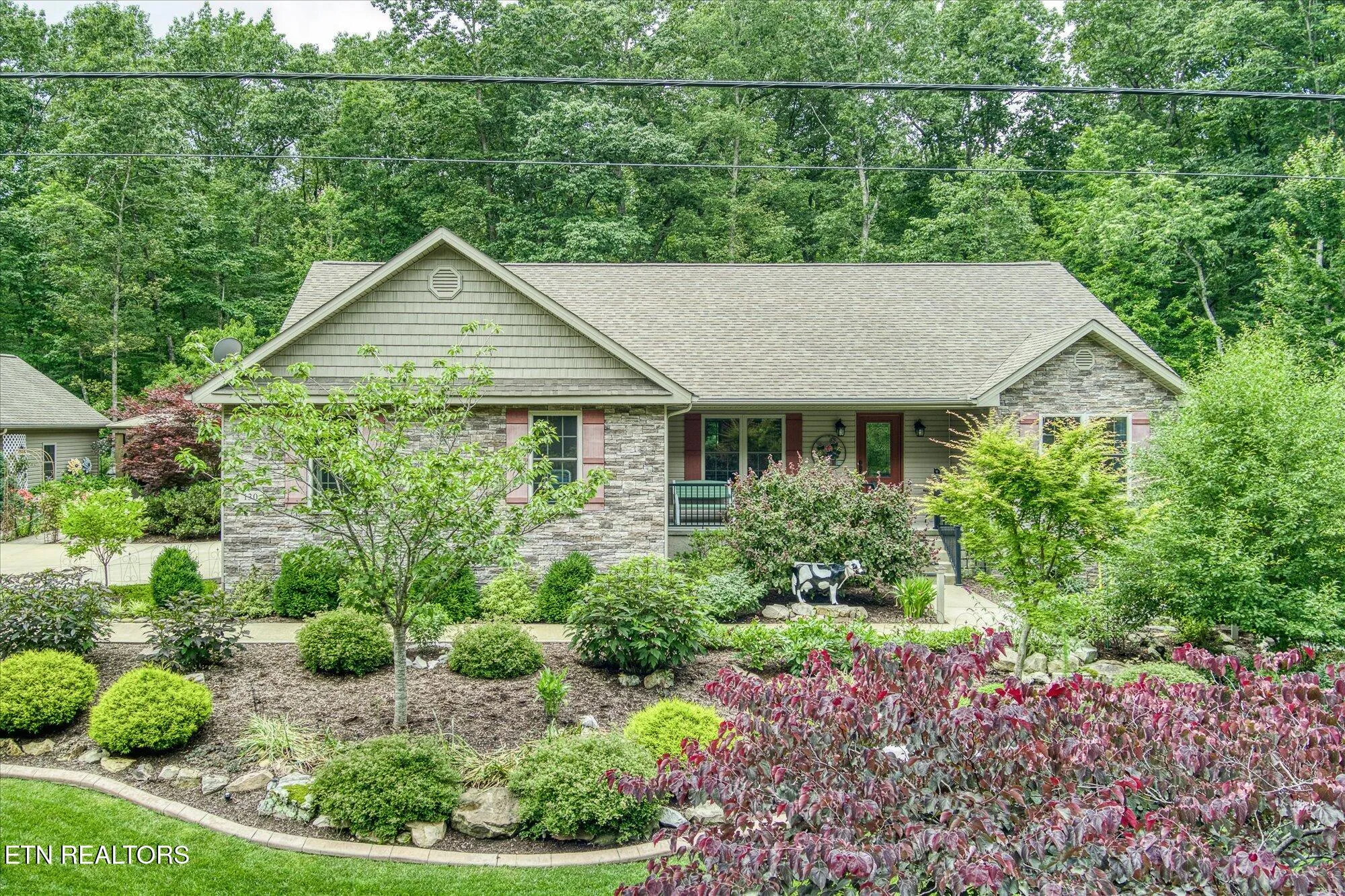 Property Slideshow image 1 of 60 | 130 folkstone rd, Crossville, TN, 38558