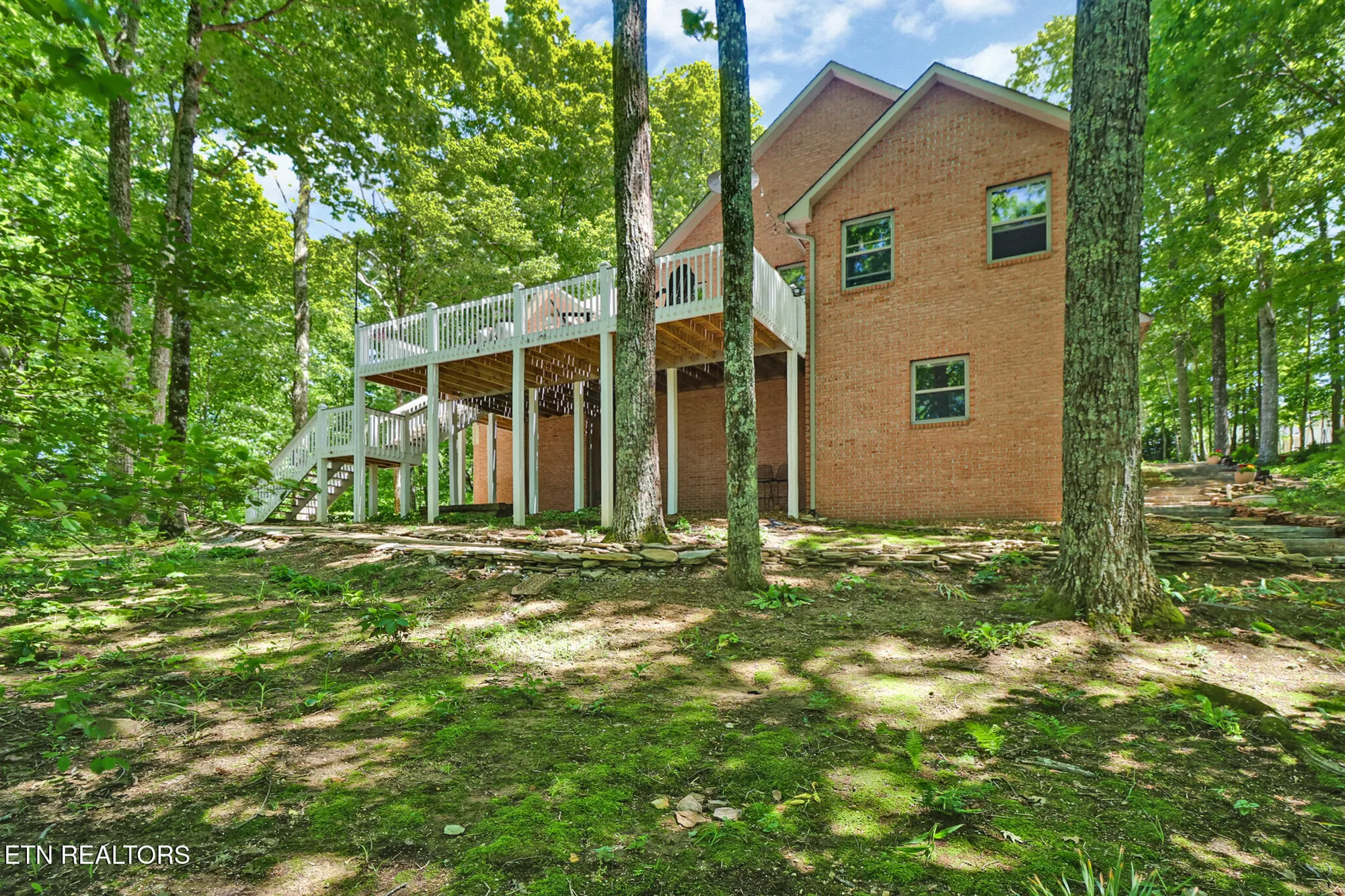 Property Slideshow image 54 of 60 | 15 quill ct, Crossville, TN, 38558