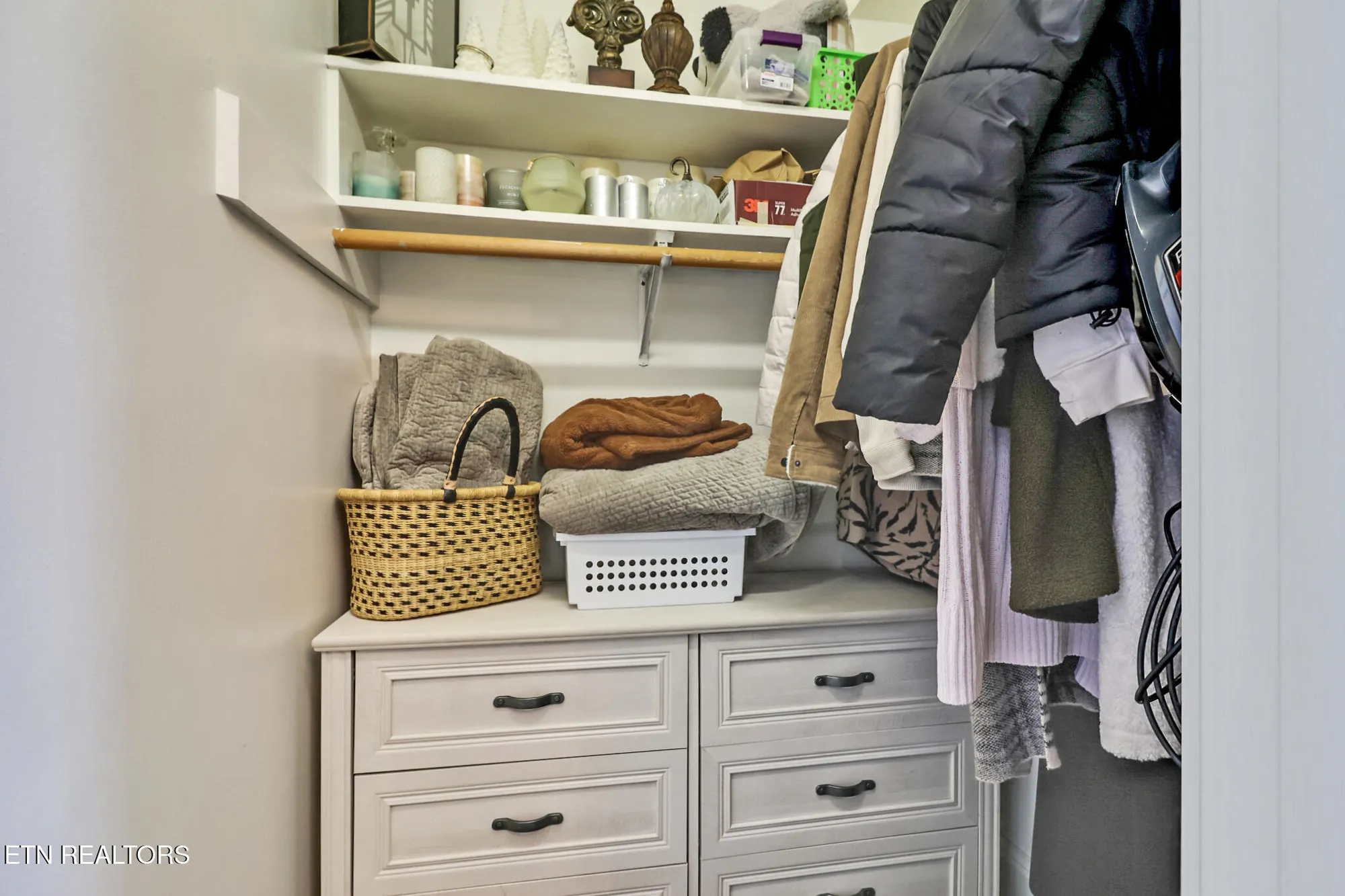 Property Slideshow image 20 of 60 | 15 quill ct, Crossville, TN, 38558