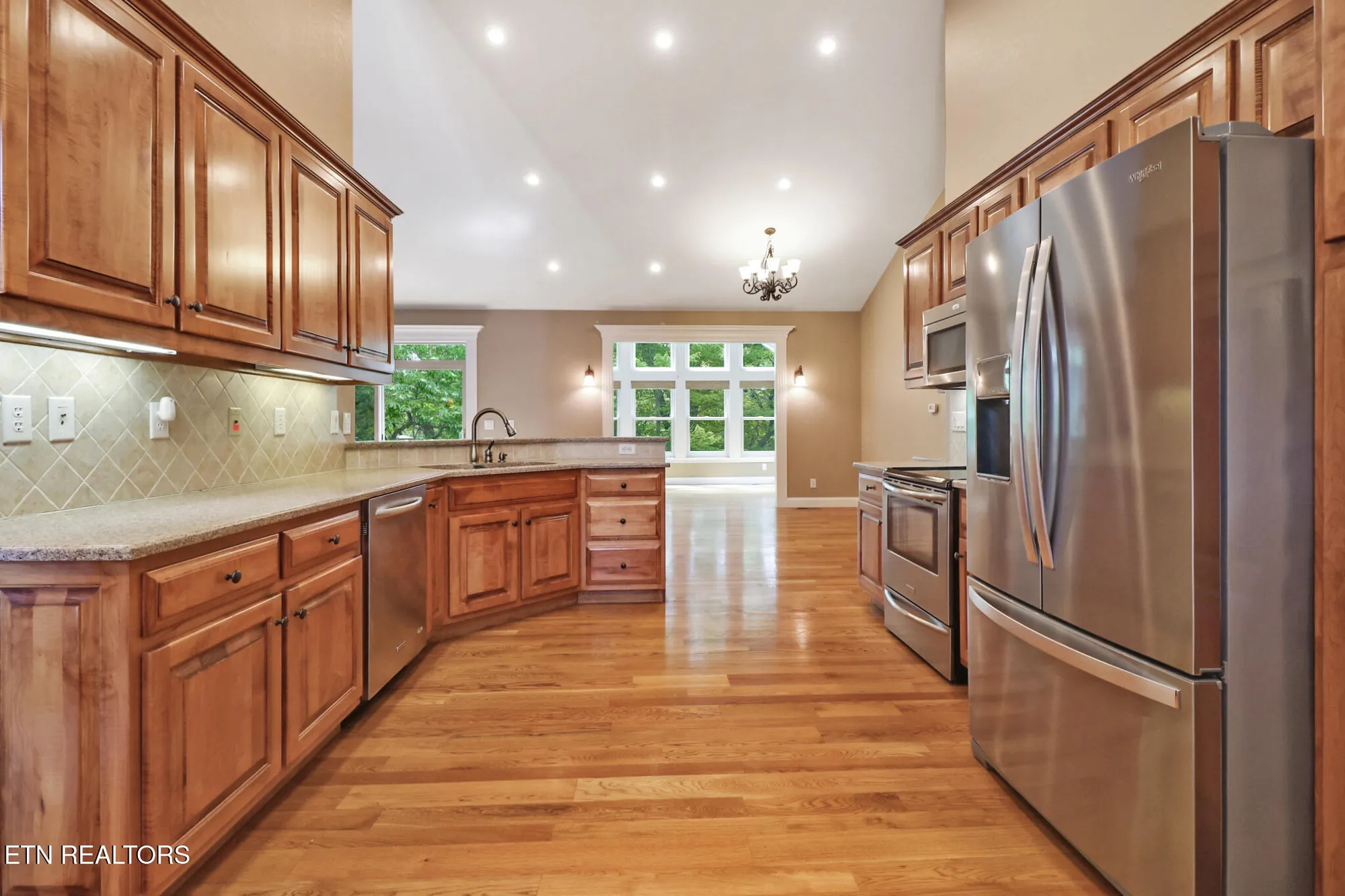 Property Slideshow image 13 of 63 | 124 lynhurst dr, Crossville, TN, 38558