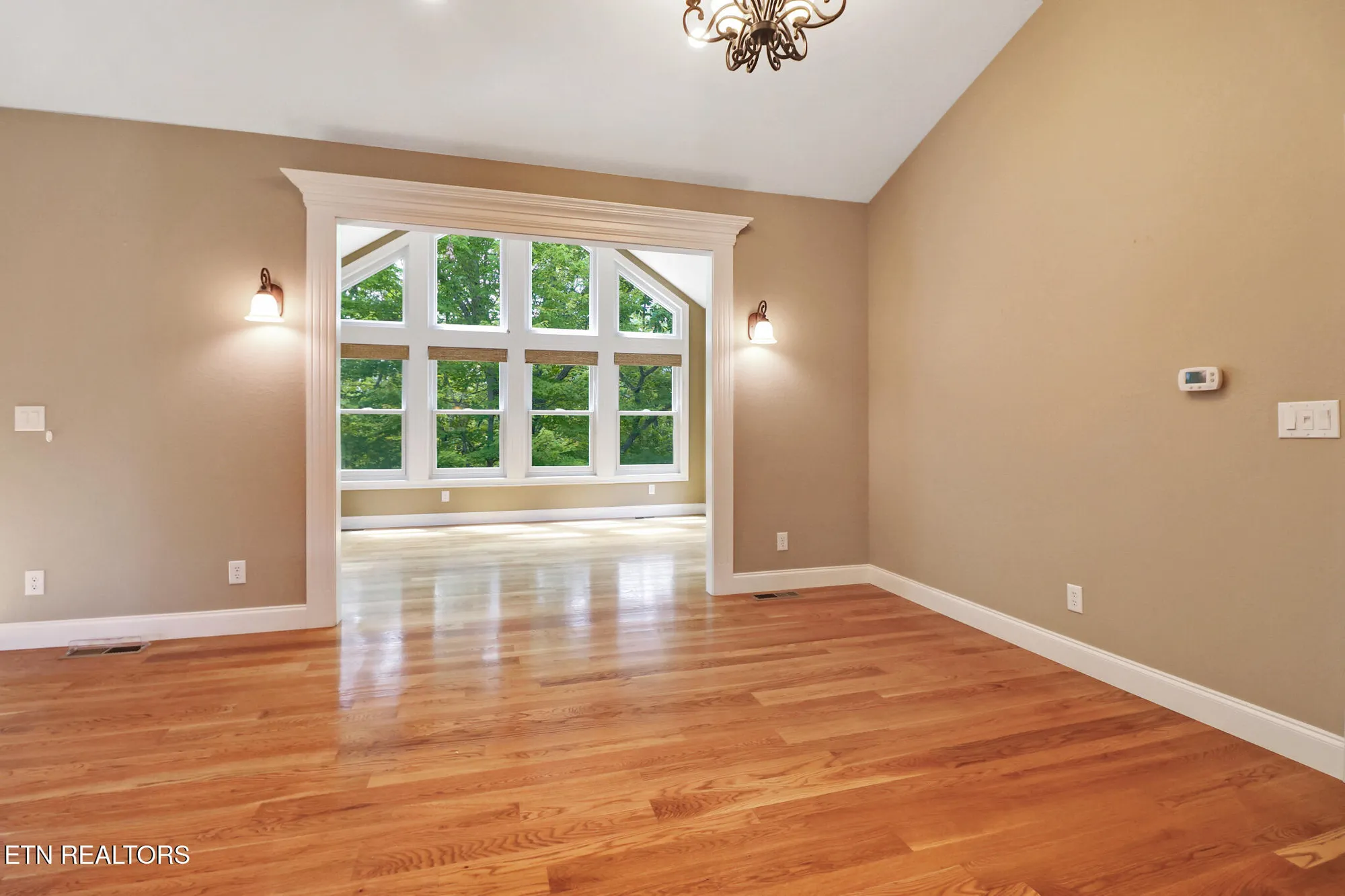 Property Slideshow image 16 of 63 | 124 lynhurst dr, Crossville, TN, 38558