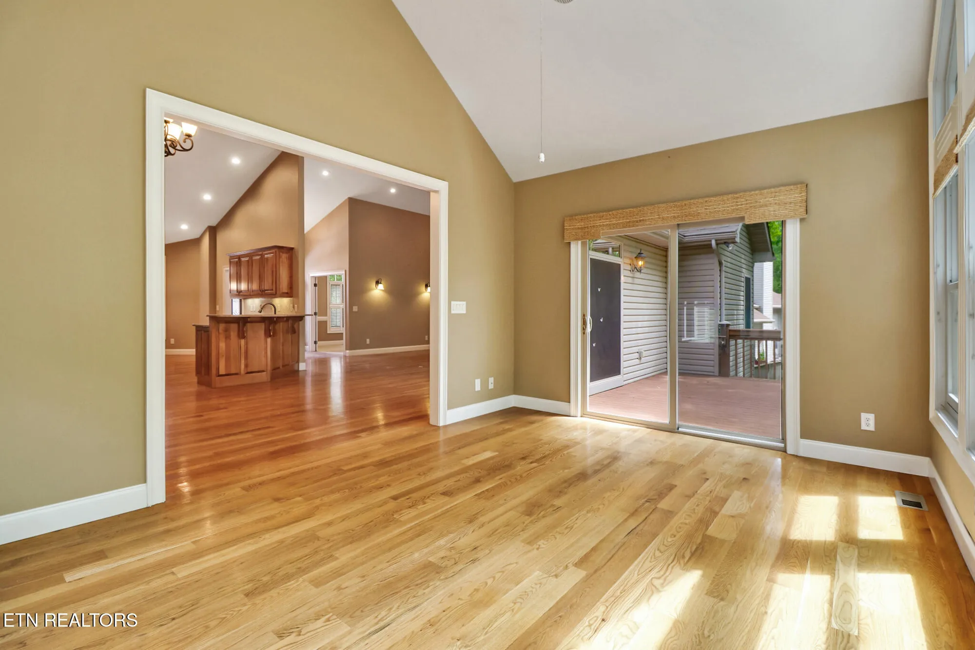 Property Slideshow image 18 of 63 | 124 lynhurst dr, Crossville, TN, 38558