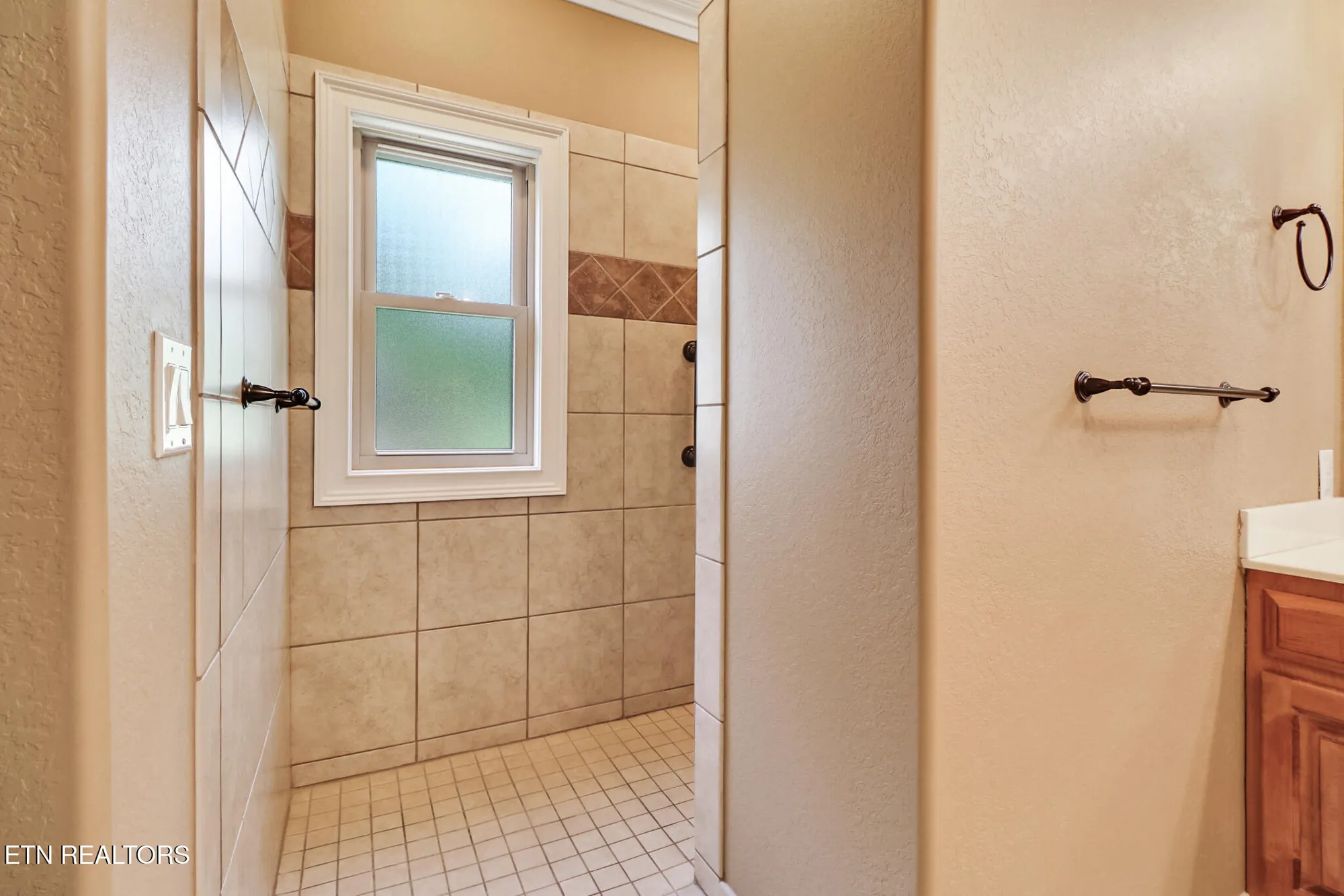 Property Slideshow image 27 of 63 | 124 lynhurst dr, Crossville, TN, 38558