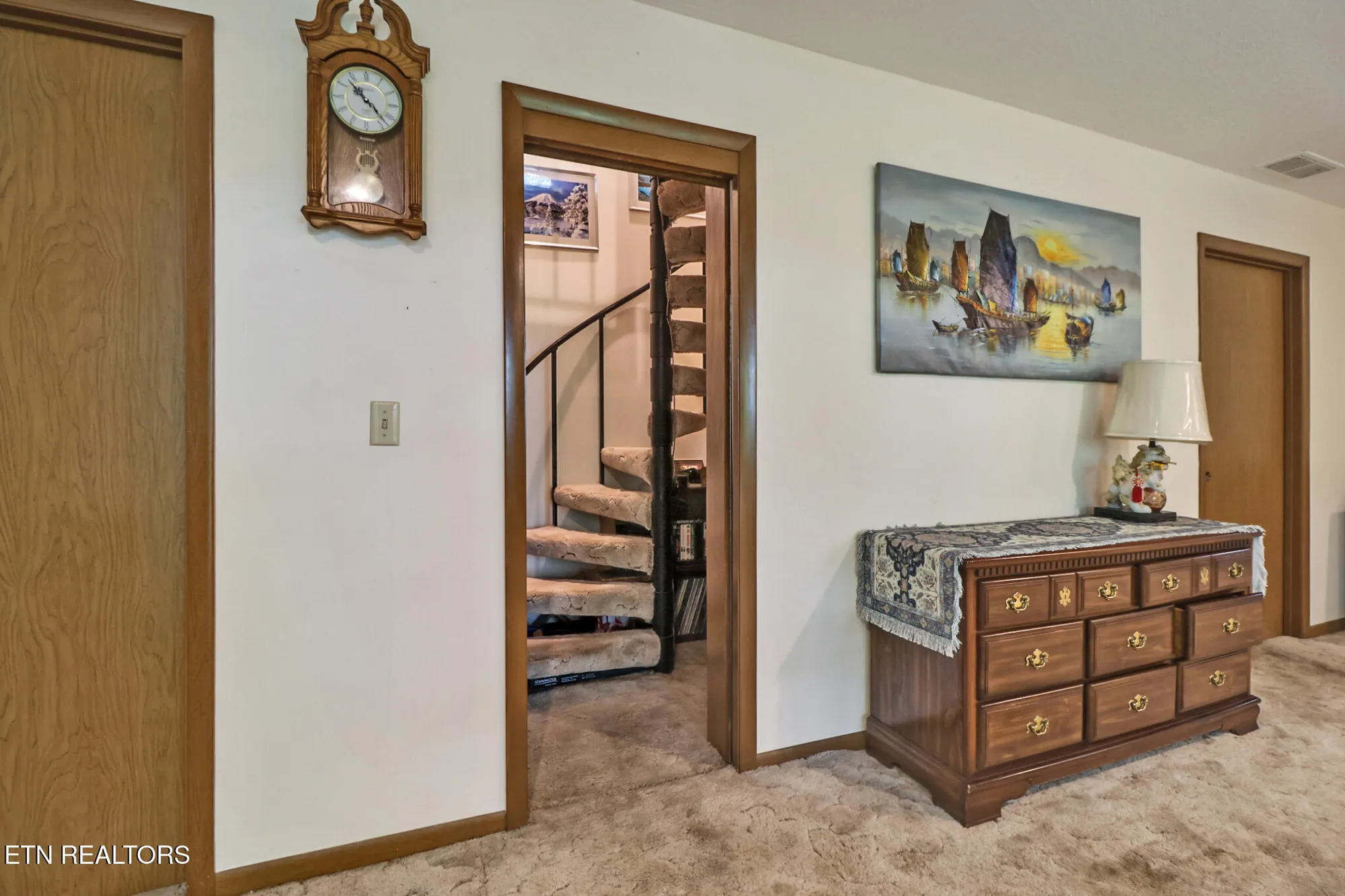 Property Slideshow image 19 of 37 | 27 brambleton ct, Crossville, TN, 38558