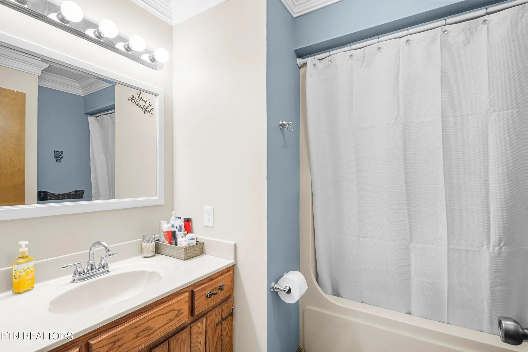 Property Slideshow image 13 of 46 | 122 glenwood dr, Crossville, TN, 38558