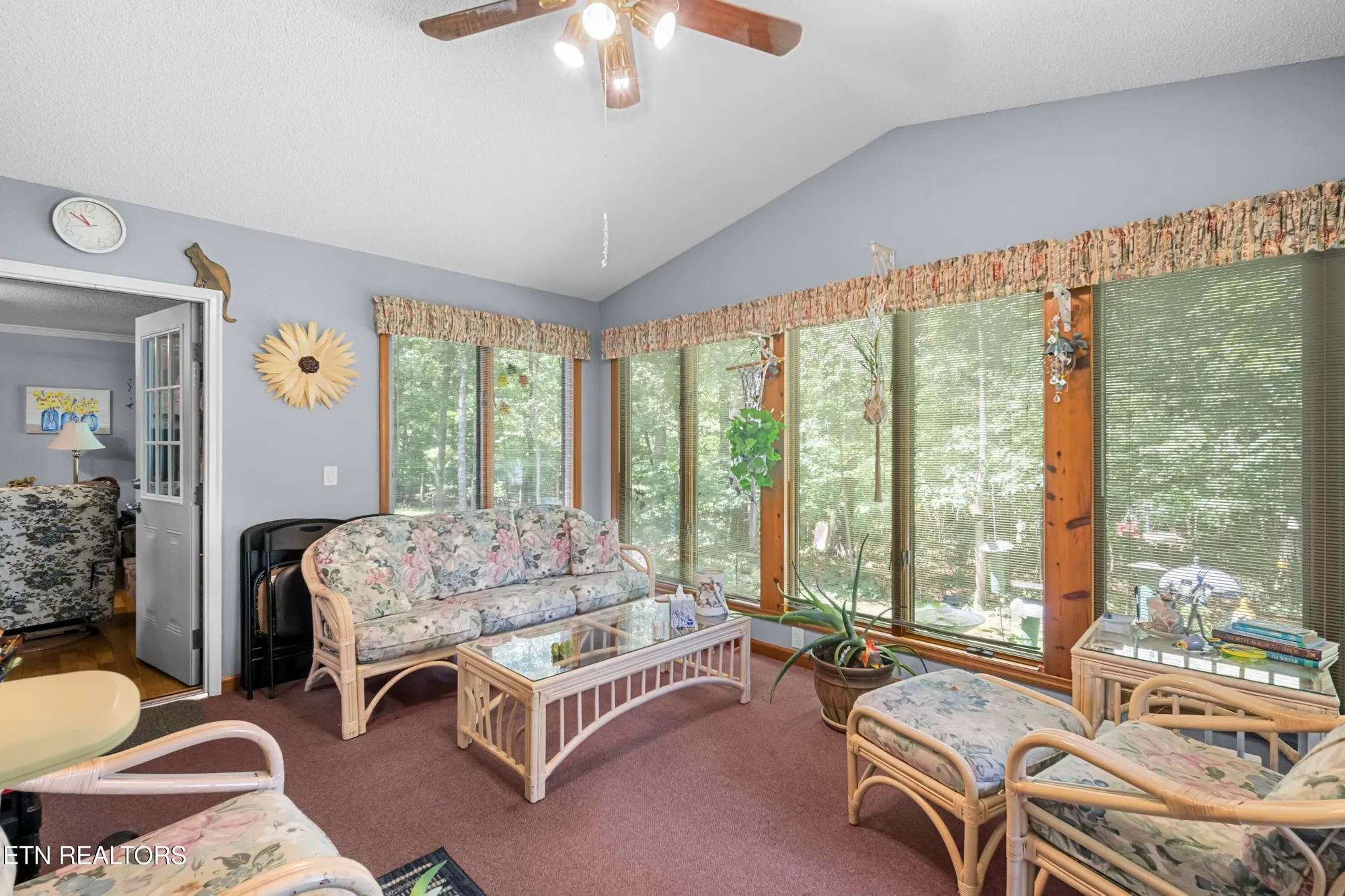 Property Slideshow image 26 of 46 | 122 glenwood dr, Crossville, TN, 38558
