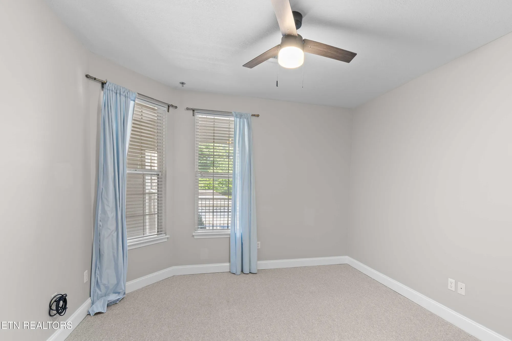 Property Slideshow image 24 of 29 | 565 rarity bay pkwy 205, Vonore, TN, 37885