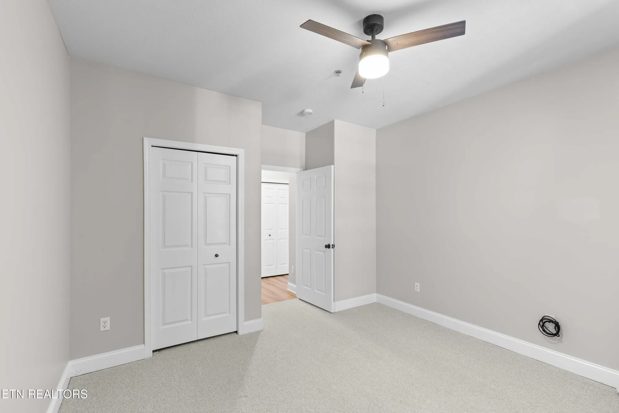 Property Slideshow image 25 of 29 | 565 rarity bay pkwy 205, Vonore, TN, 37885