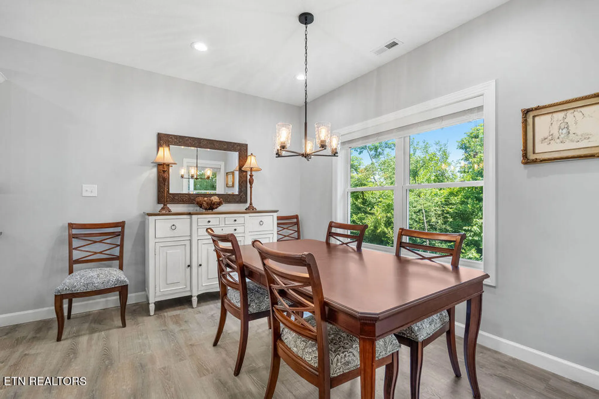 Property Slideshow image 22 of 41 | 425 cheeyo pl, Loudon, TN, 37774