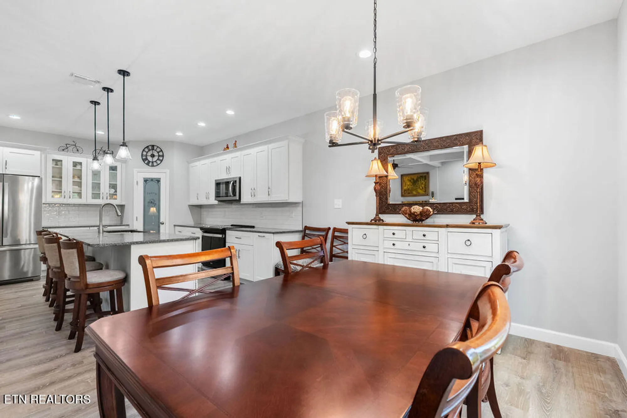 Property Slideshow image 23 of 41 | 425 cheeyo pl, Loudon, TN, 37774