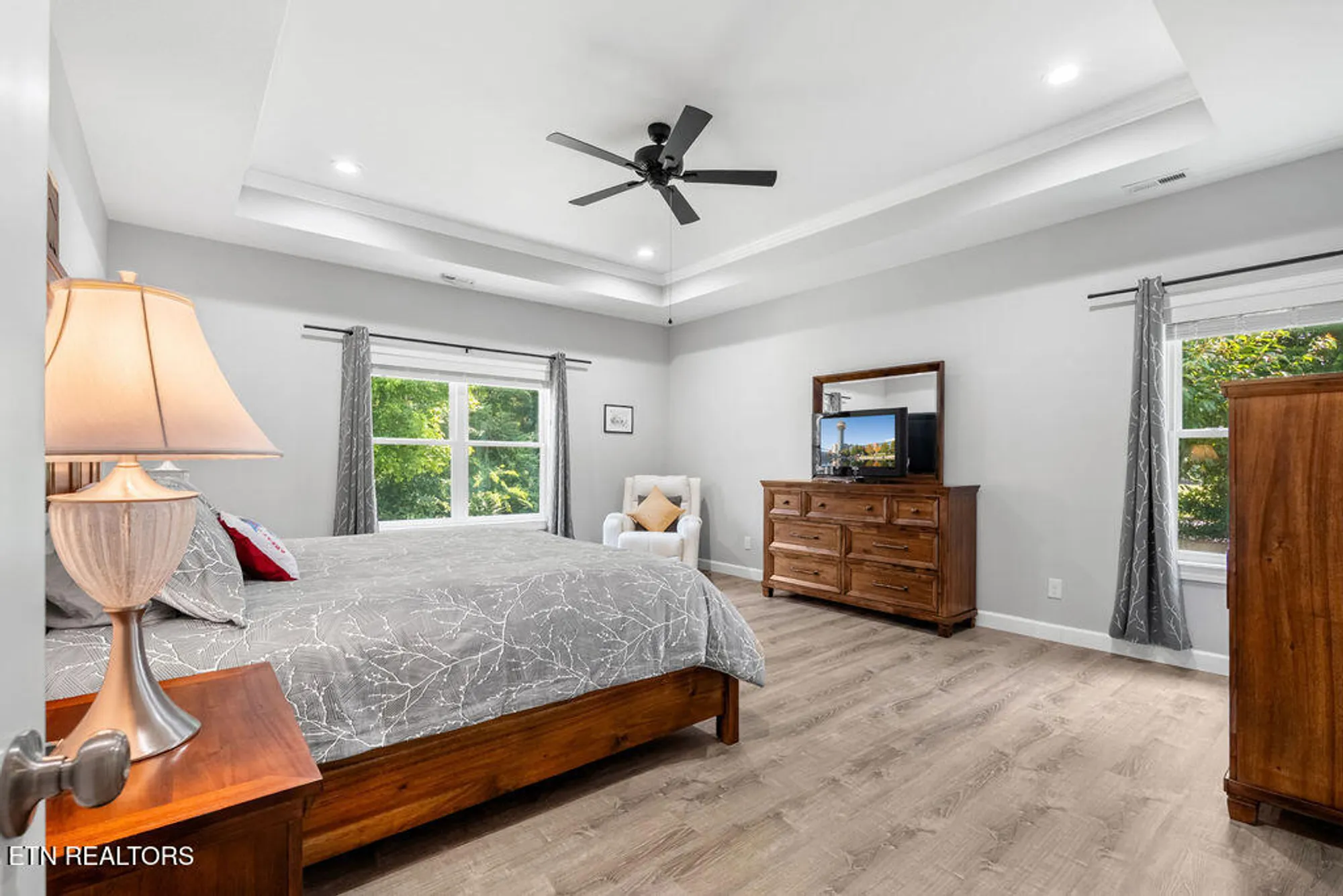 Property Slideshow image 24 of 41 | 425 cheeyo pl, Loudon, TN, 37774