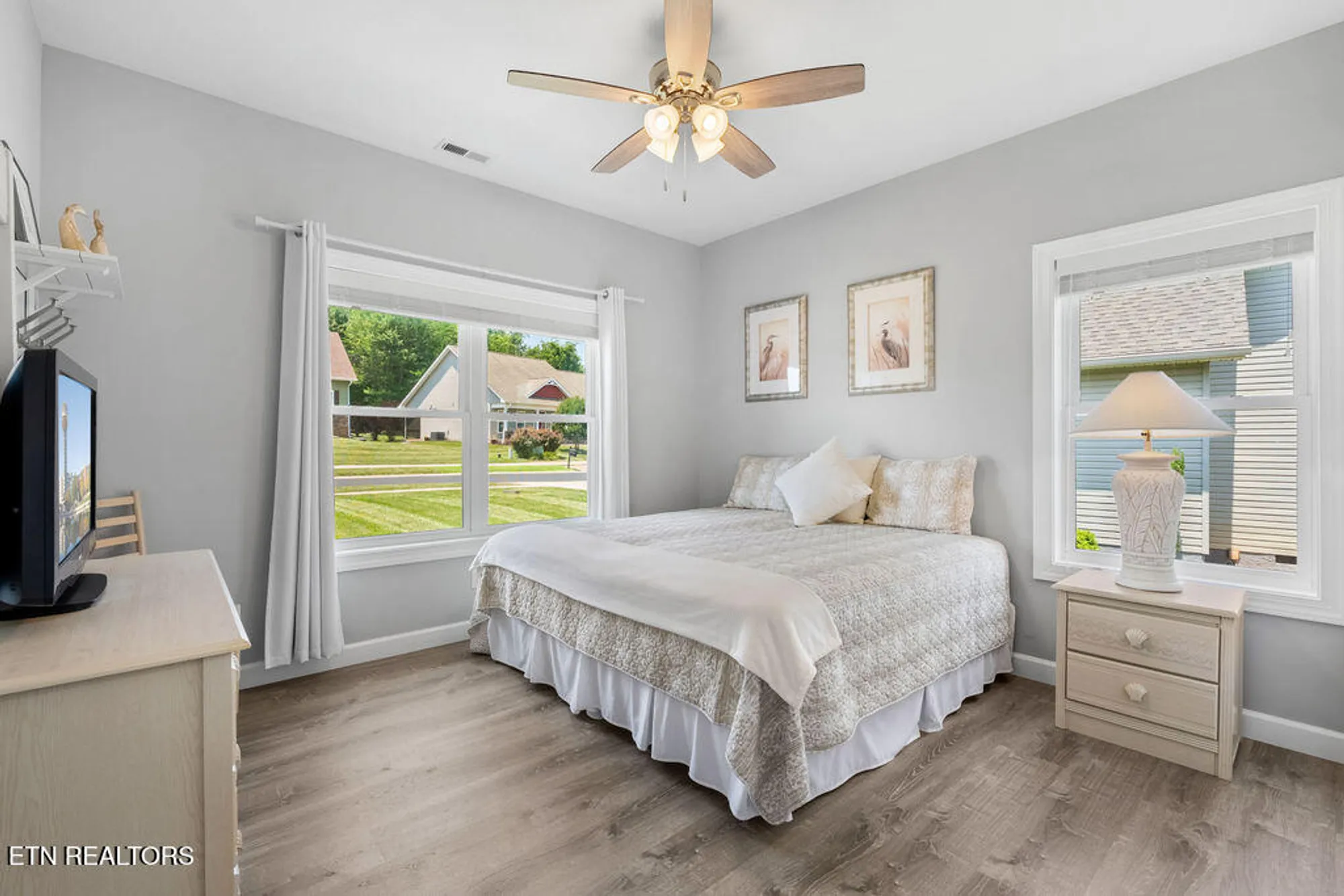 Property Slideshow image 31 of 41 | 425 cheeyo pl, Loudon, TN, 37774