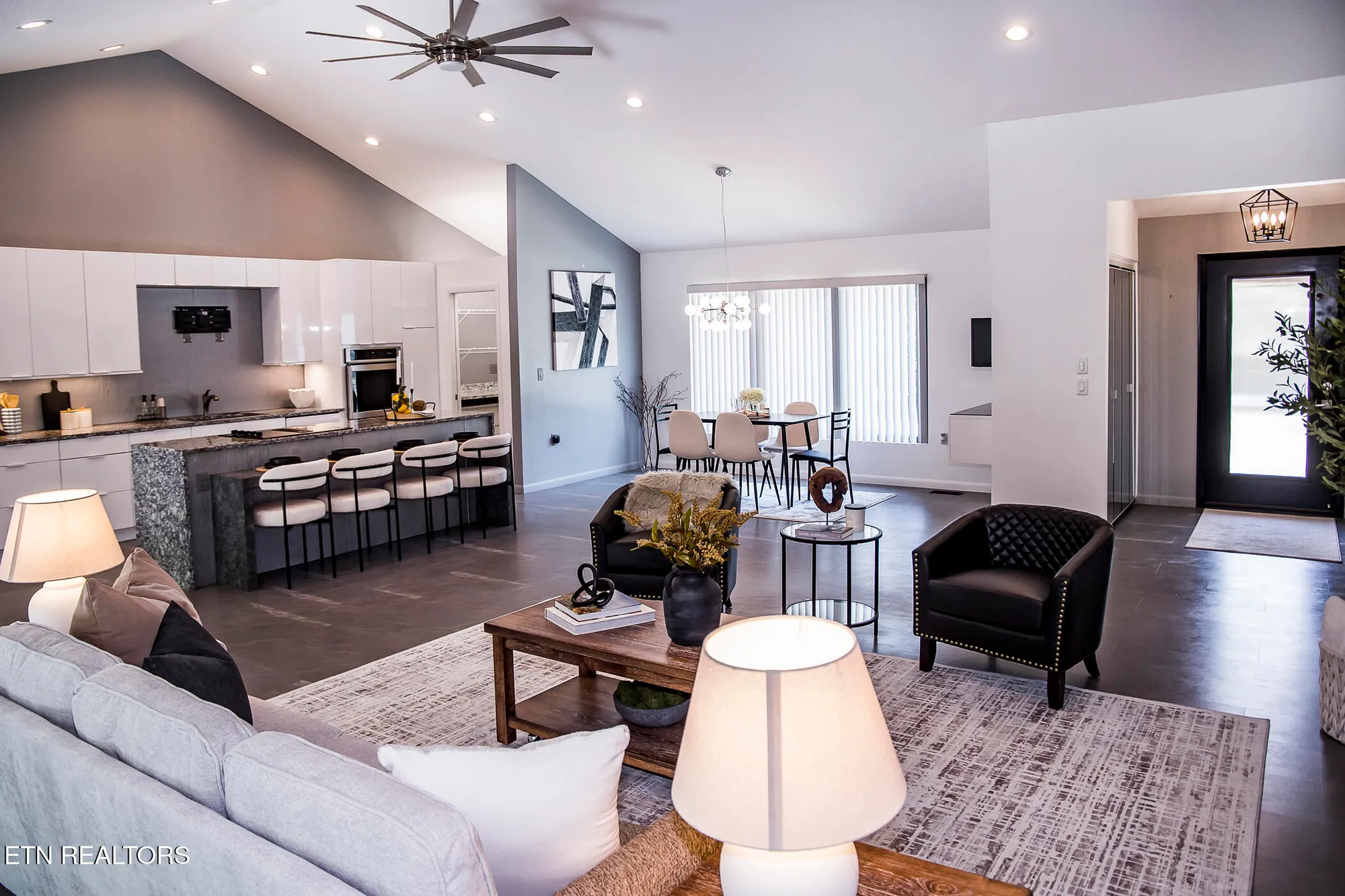 Property Slideshow image 7 of 60 | 194 forest view dr, Crossville, TN, 38558