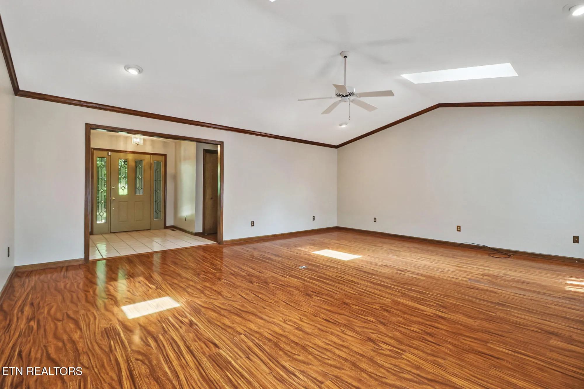 Property Slideshow image 9 of 39 | 101 walden ridge dr, Crossville, TN, 38558