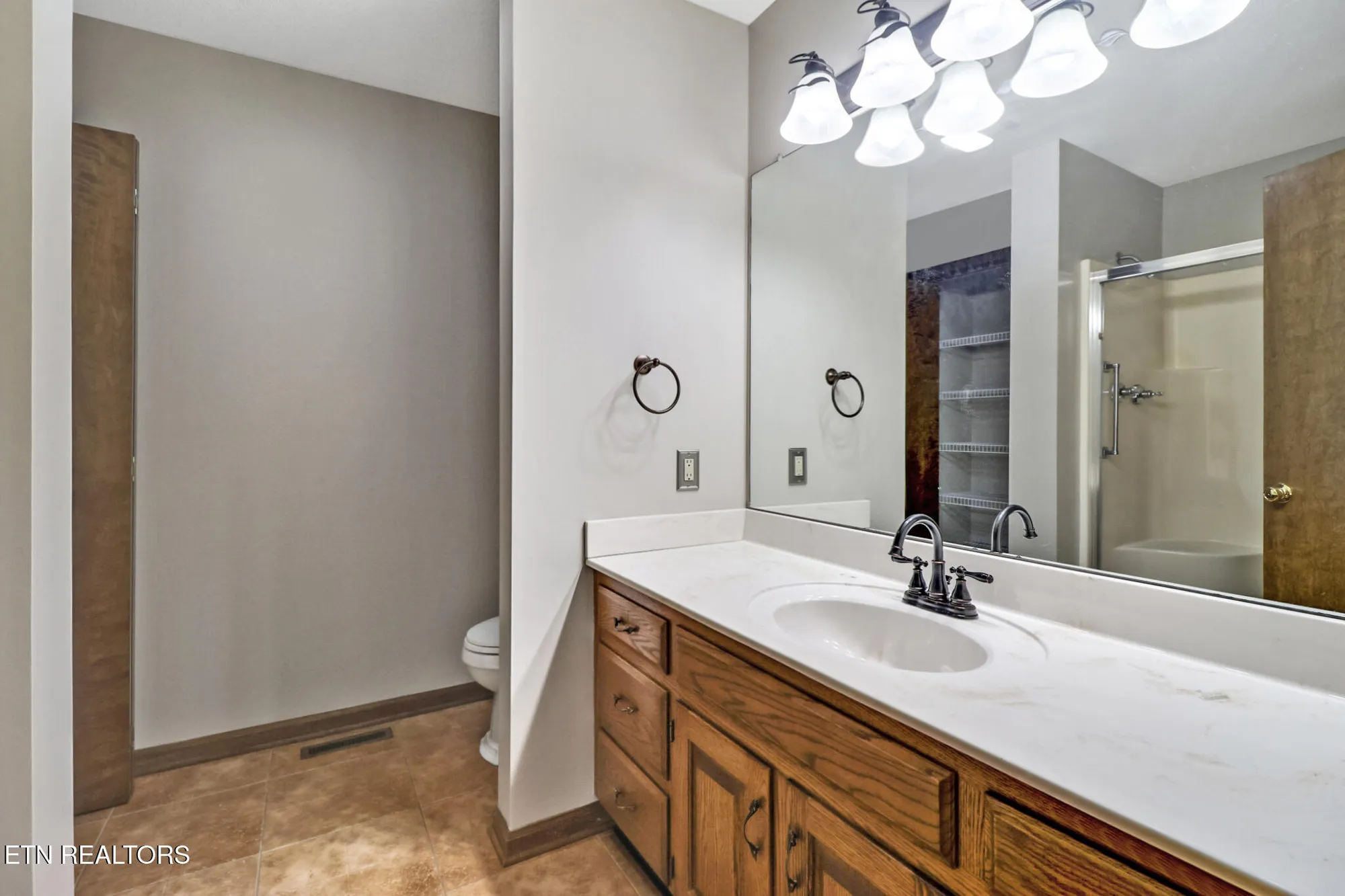 Property Slideshow image 19 of 39 | 101 walden ridge dr, Crossville, TN, 38558