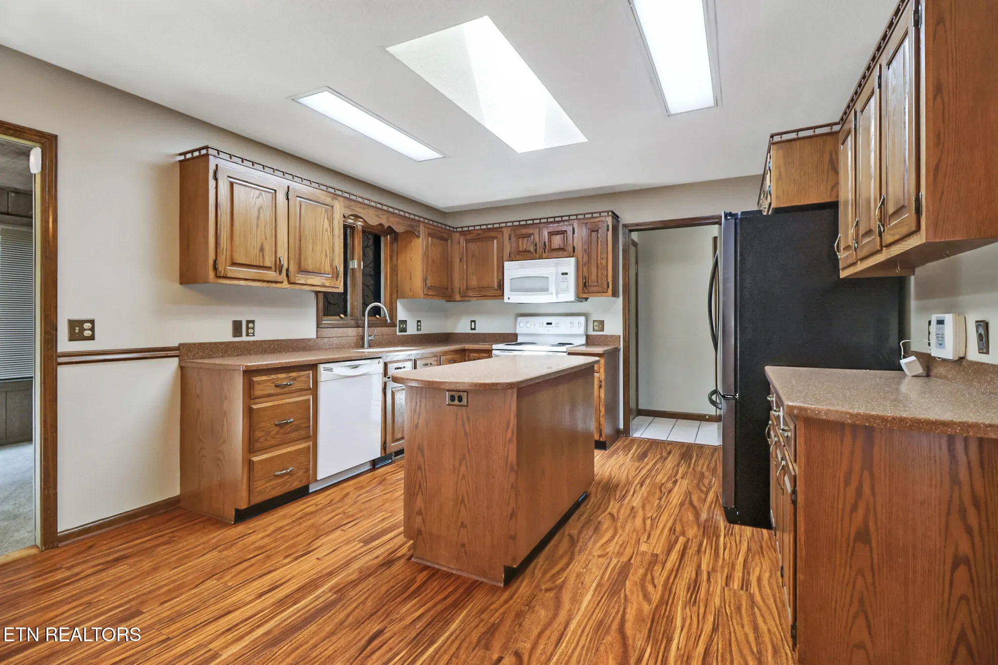 Property Slideshow image 11 of 39 | 101 walden ridge dr, Crossville, TN, 38558