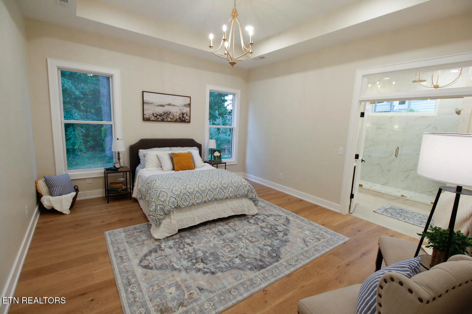 Property Slideshow image 12 of 17 | 127 daksi way, Loudon, TN, 37774