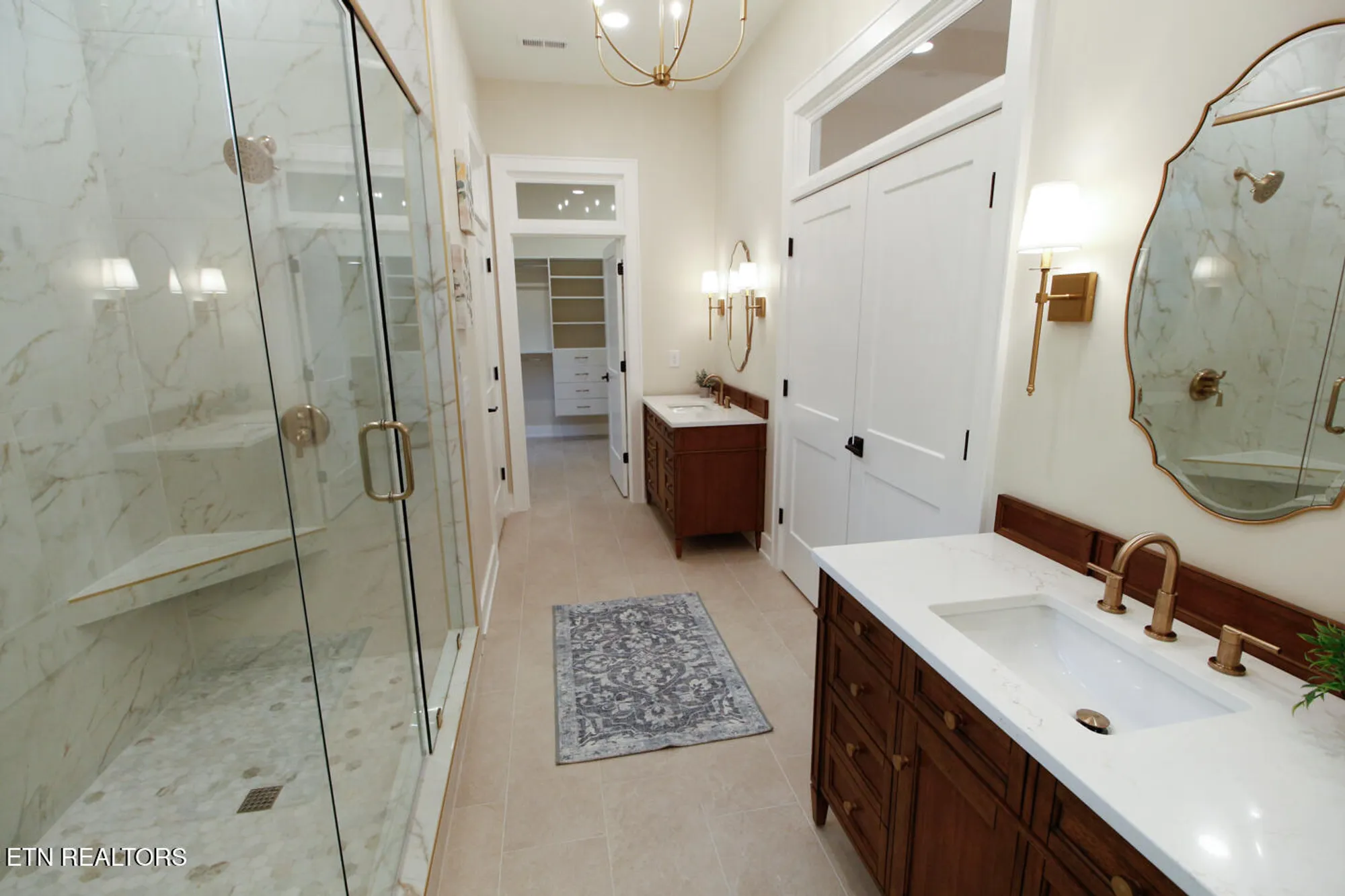 Property Slideshow image 13 of 17 | 127 daksi way, Loudon, TN, 37774