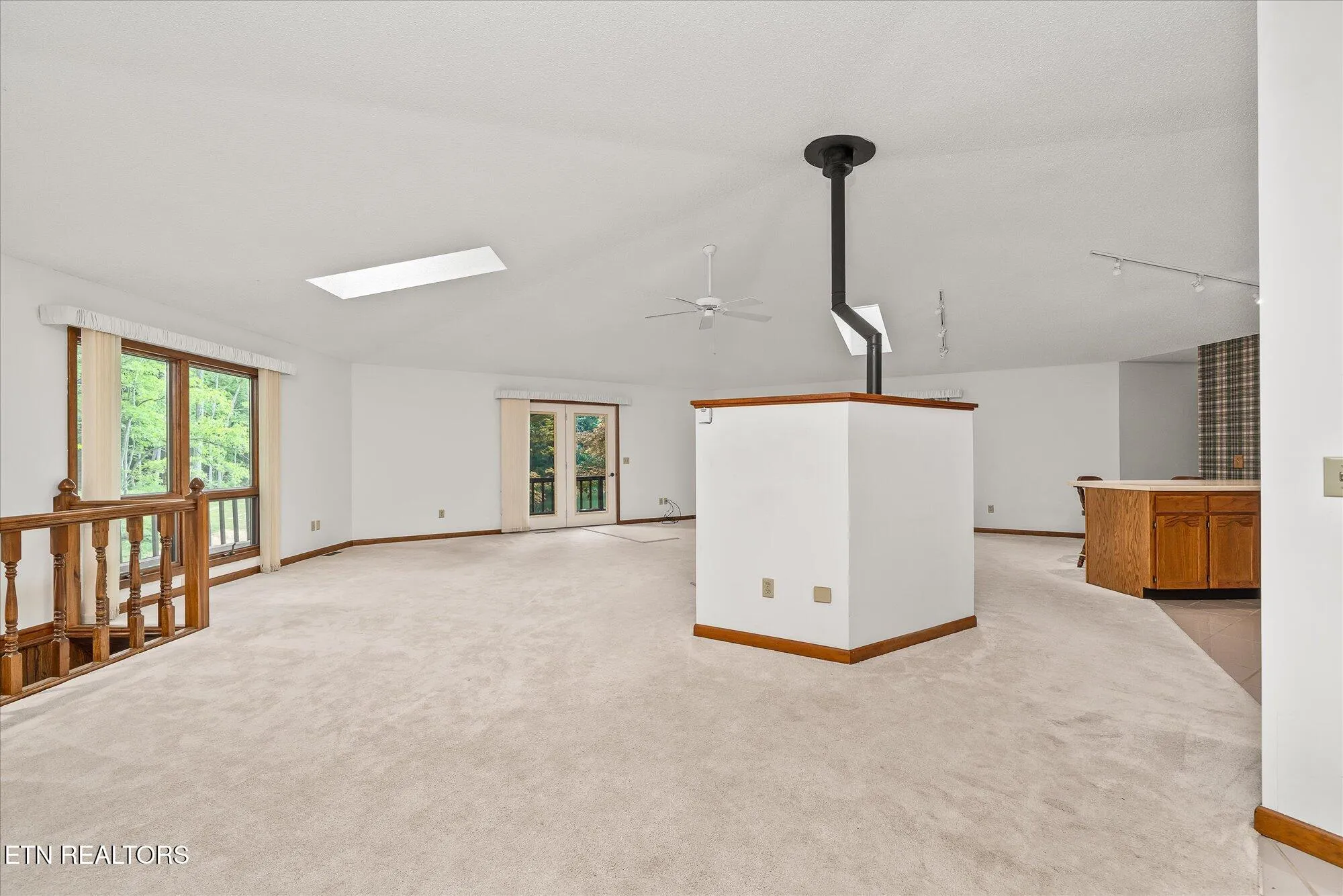 Property Slideshow image 19 of 52 | 11 londell ct, Crossville, TN, 38558