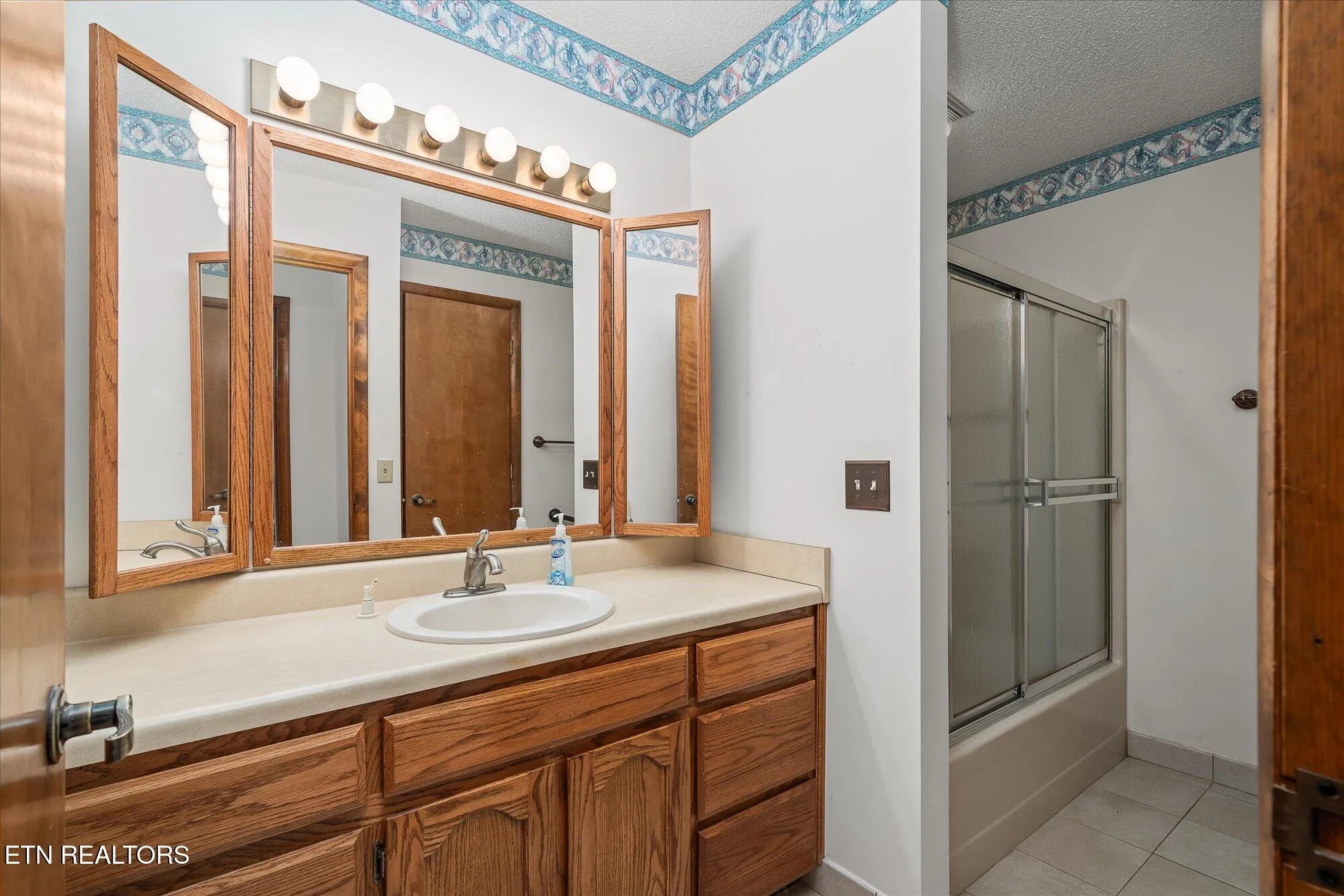 Property Slideshow image 25 of 52 | 11 londell ct, Crossville, TN, 38558