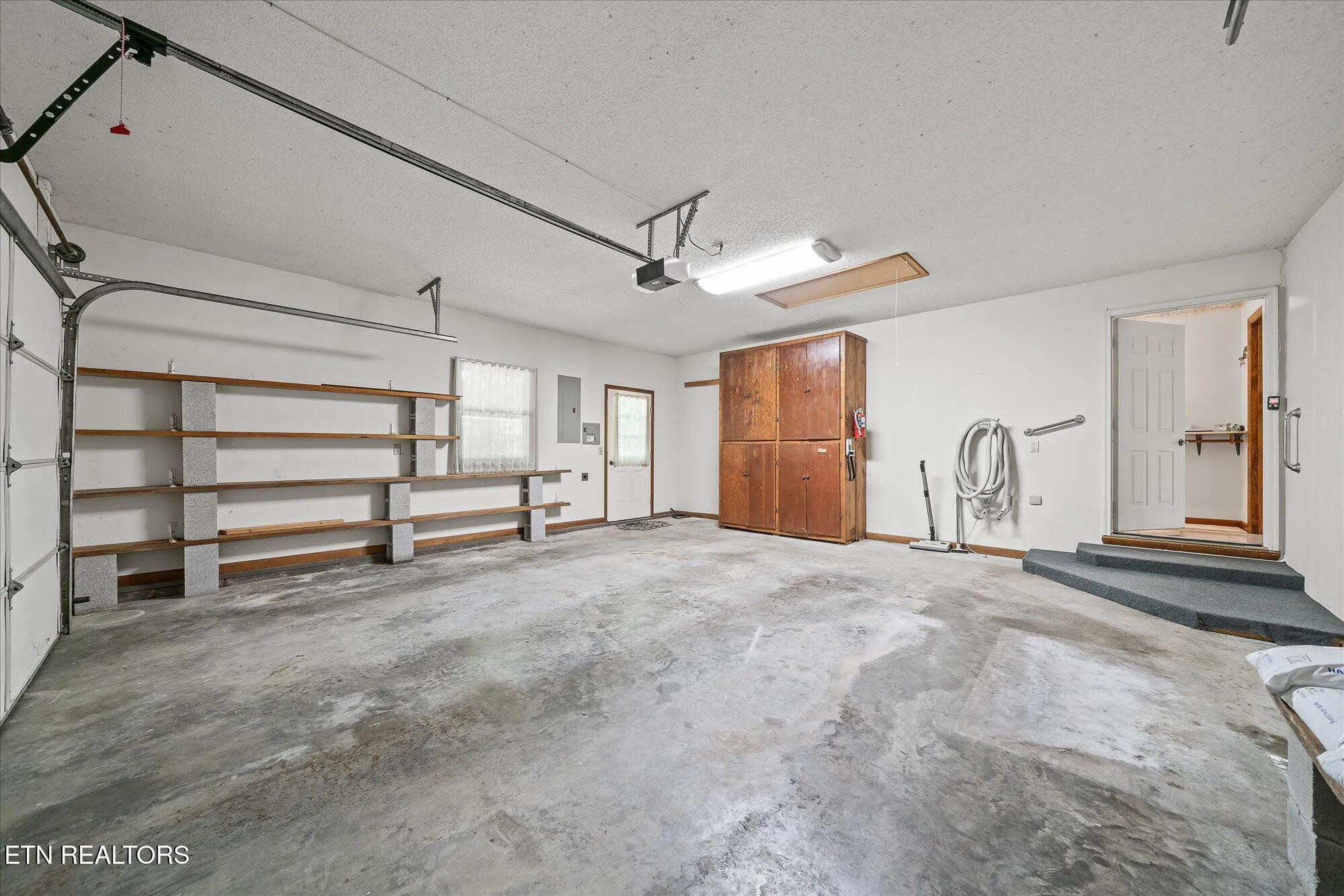 Property Slideshow image 22 of 52 | 11 londell ct, Crossville, TN, 38558