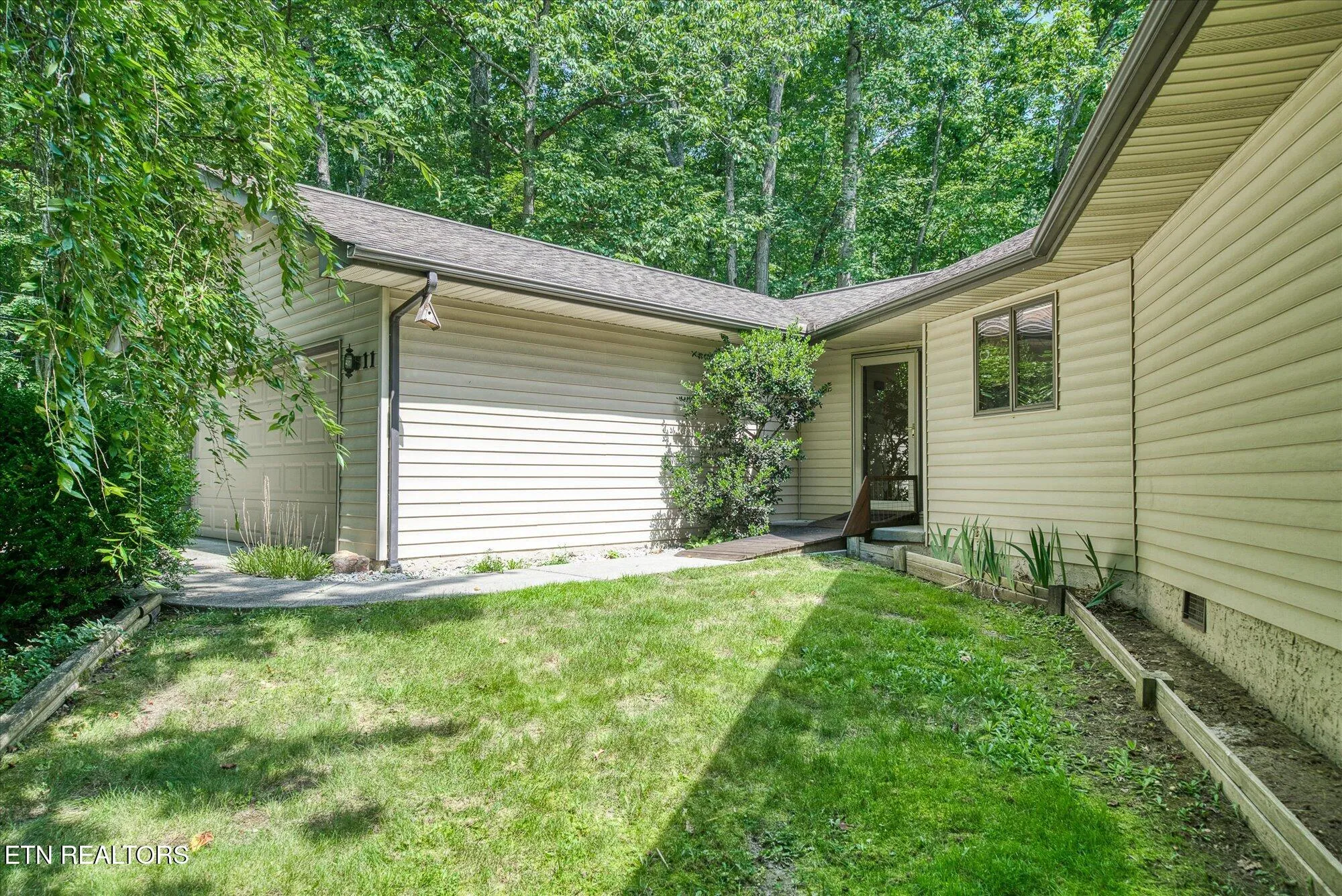 Property Slideshow image 10 of 52 | 11 londell ct, Crossville, TN, 38558