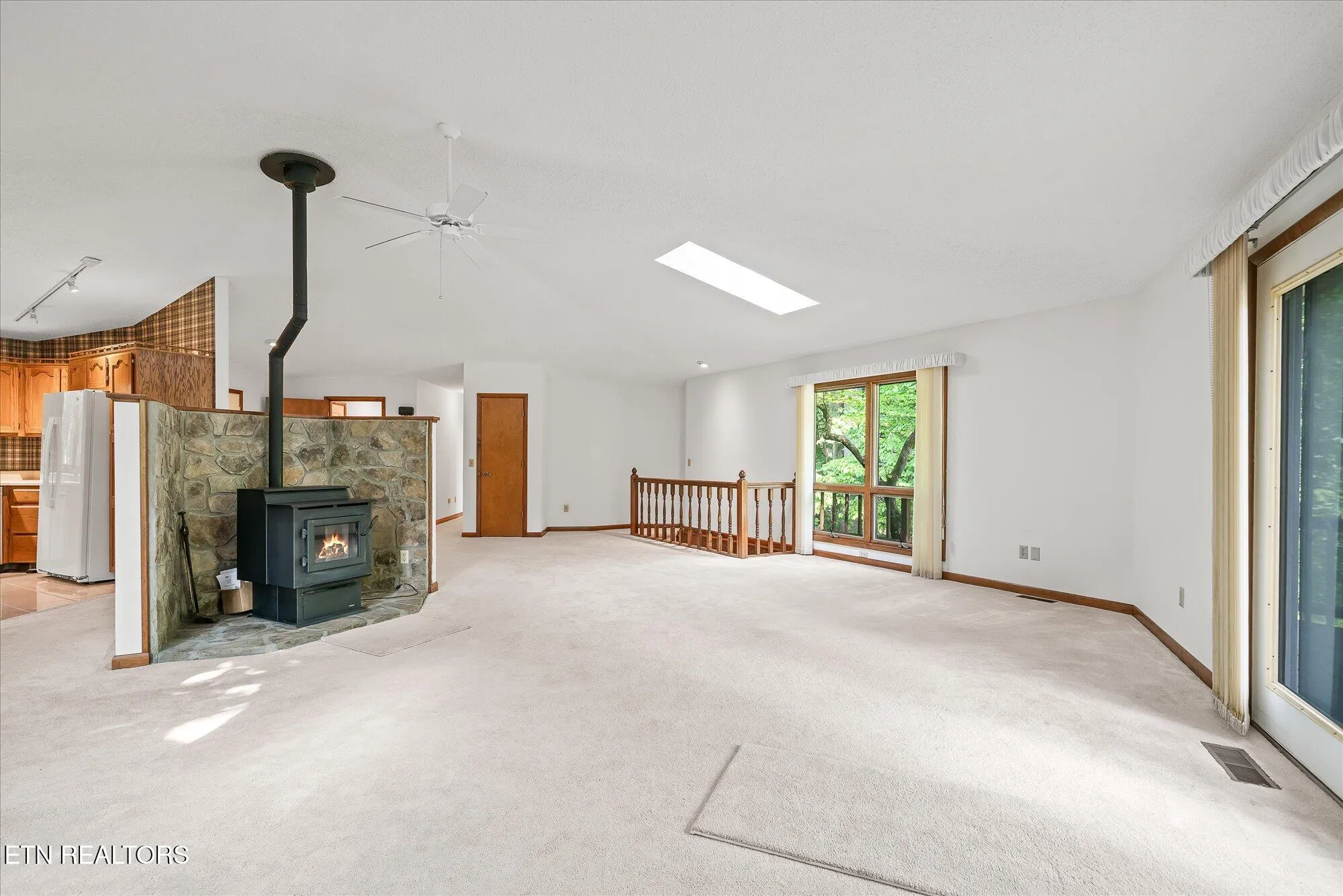 Property Slideshow image 14 of 52 | 11 londell ct, Crossville, TN, 38558