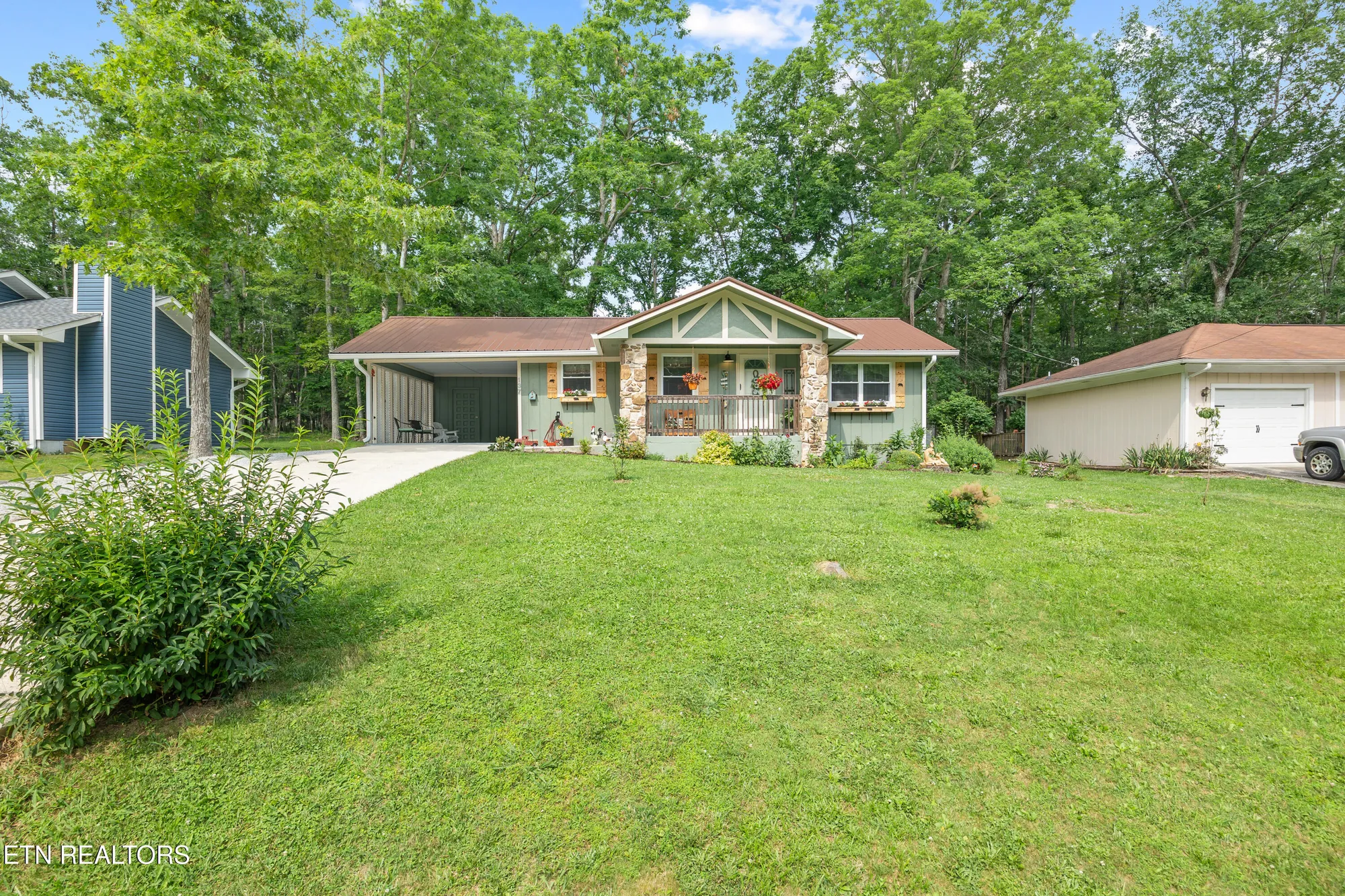 Property Slideshow image 4 of 25 | 137 jasper dr, Crossville, TN, 38558