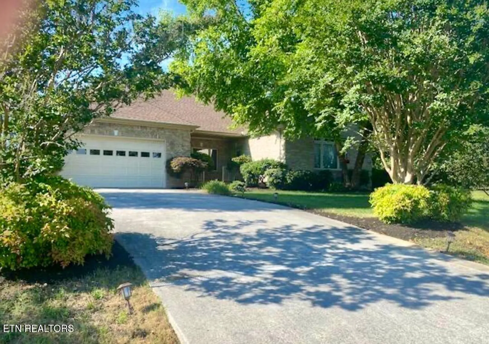 Property Slideshow image 1 of 20 | 115 kiowa way, Loudon, TN, 37774