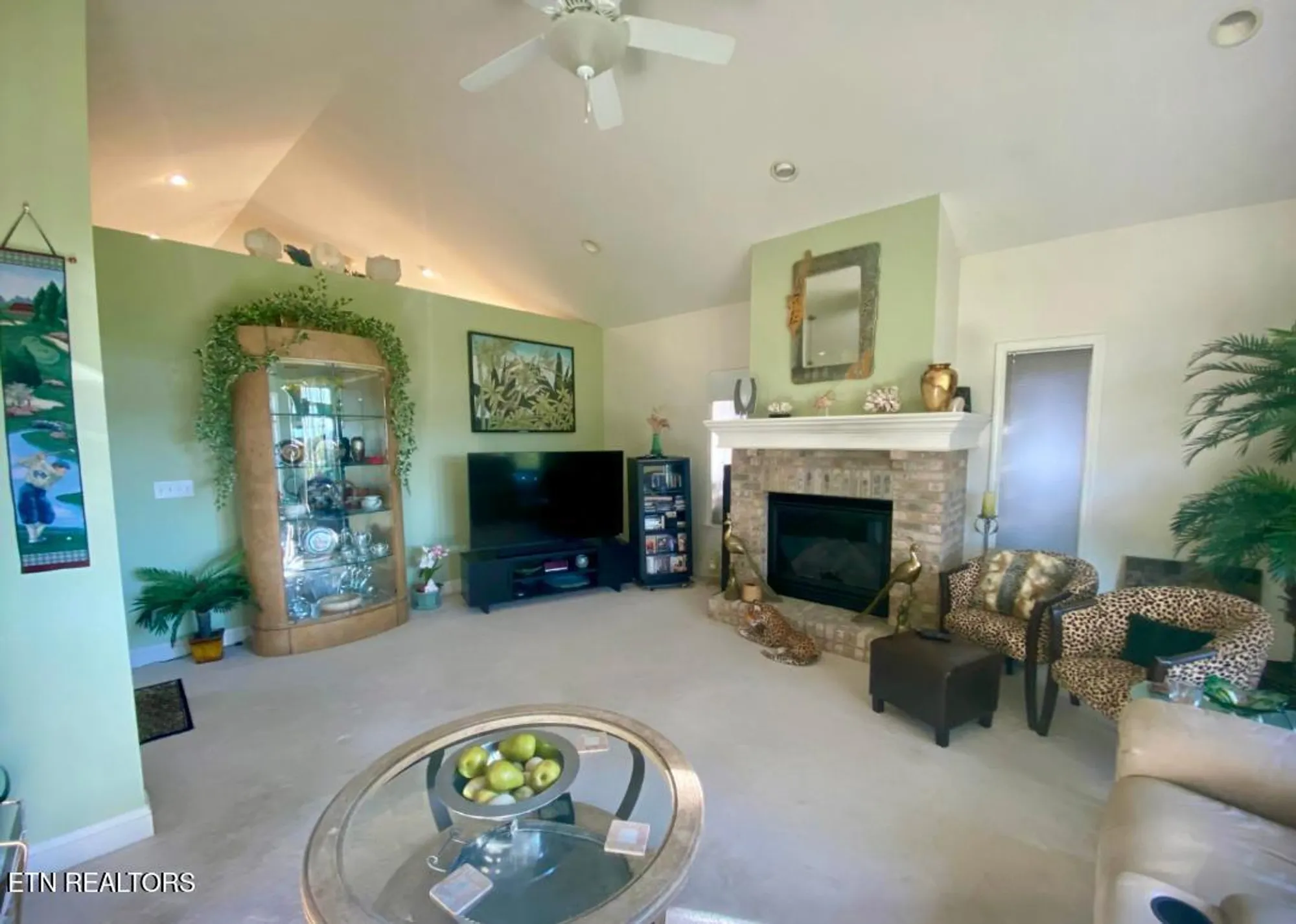 Property Slideshow image 3 of 20 | 115 kiowa way, Loudon, TN, 37774