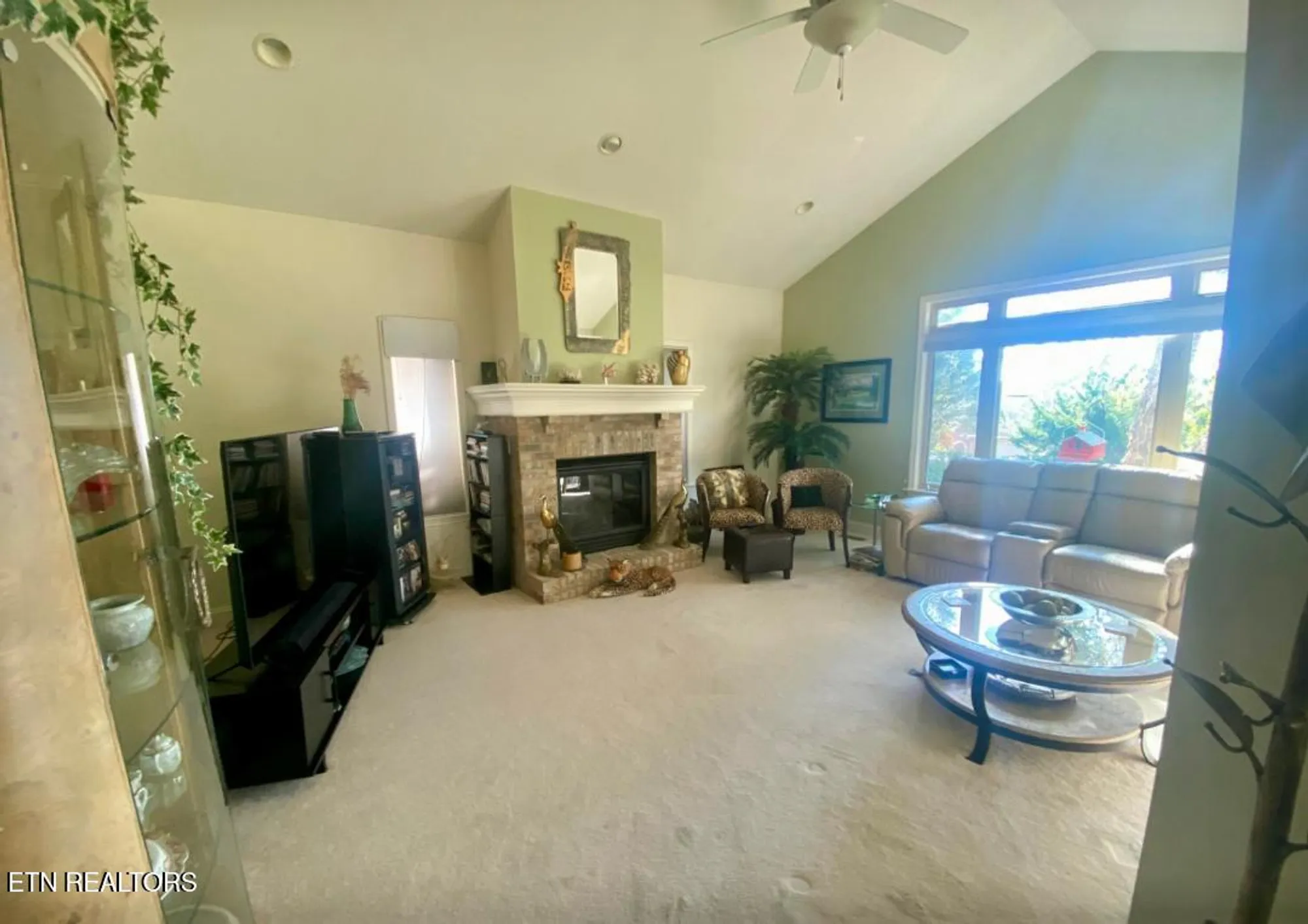 Property Slideshow image 6 of 20 | 115 kiowa way, Loudon, TN, 37774