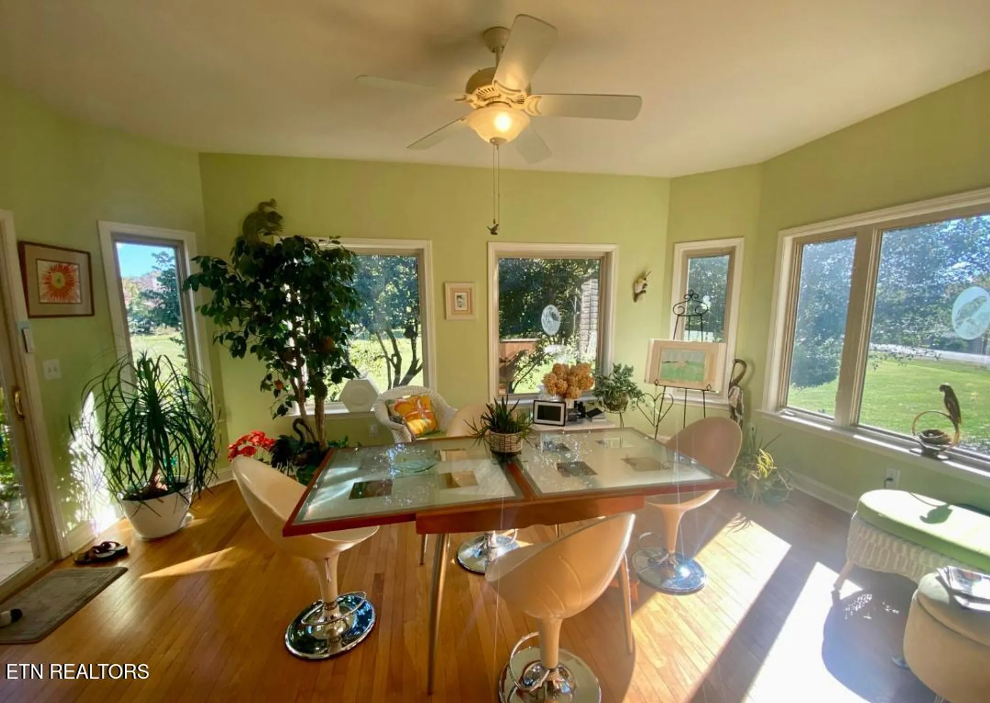 Property Slideshow image 9 of 20 | 115 kiowa way, Loudon, TN, 37774