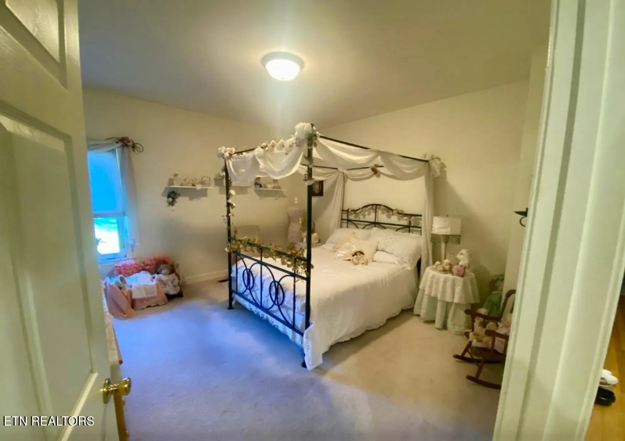 Property Slideshow image 18 of 20 | 115 kiowa way, Loudon, TN, 37774