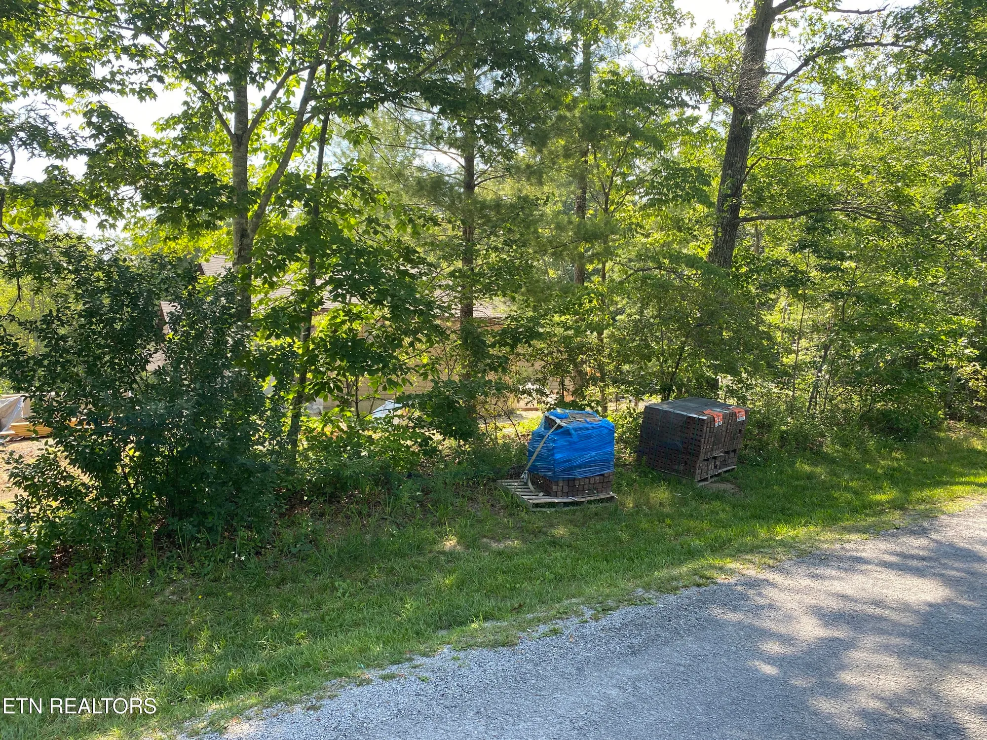 Property Slideshow image 30 of 31 | 140 windsor rd, Crossville, TN, 38558