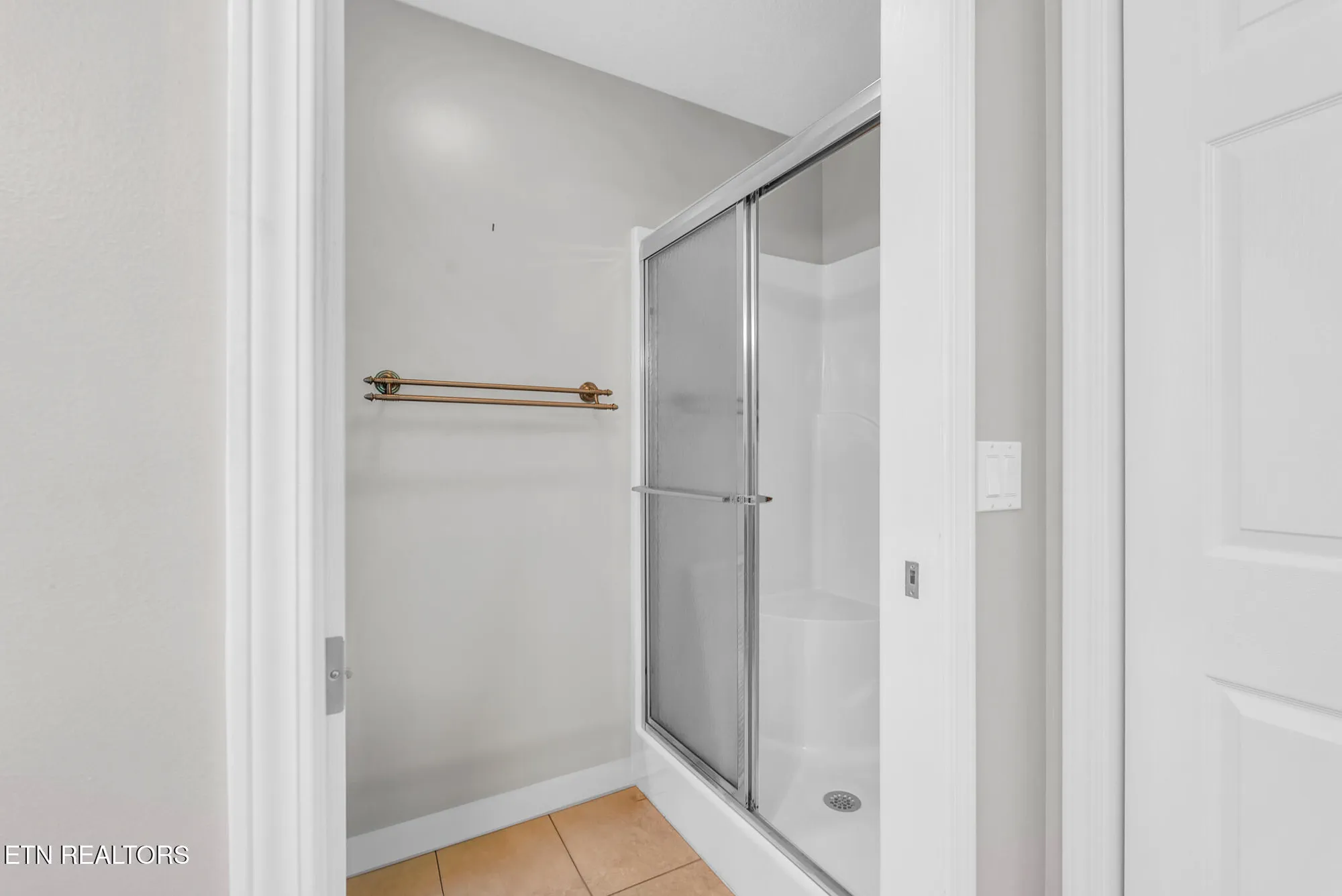 Property Slideshow image 16 of 29 | 25 bacham ln, Crossville, TN, 38558