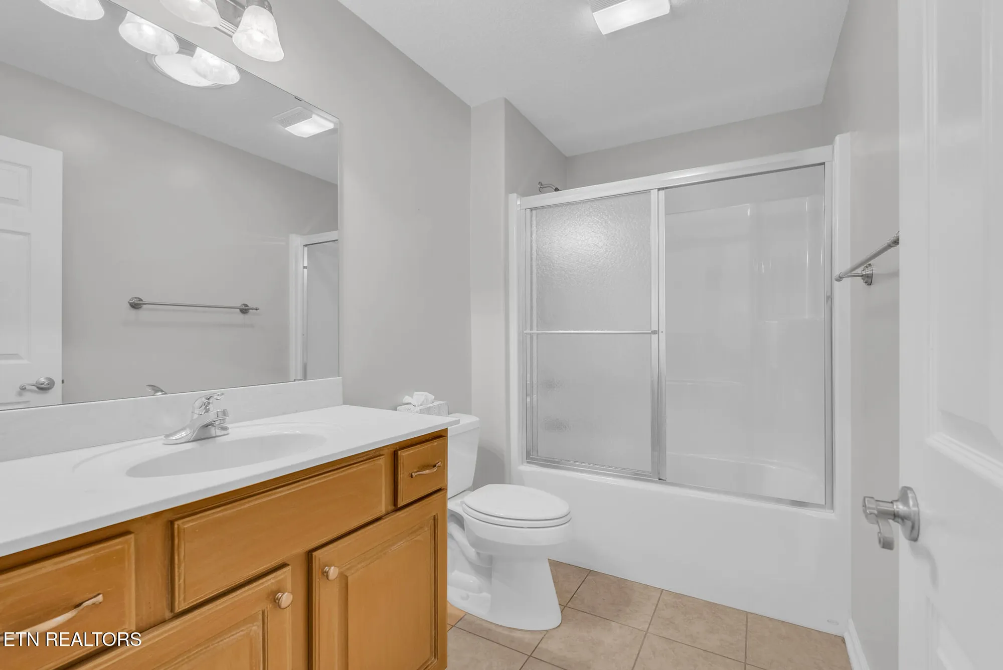 Property Slideshow image 23 of 29 | 25 bacham ln, Crossville, TN, 38558