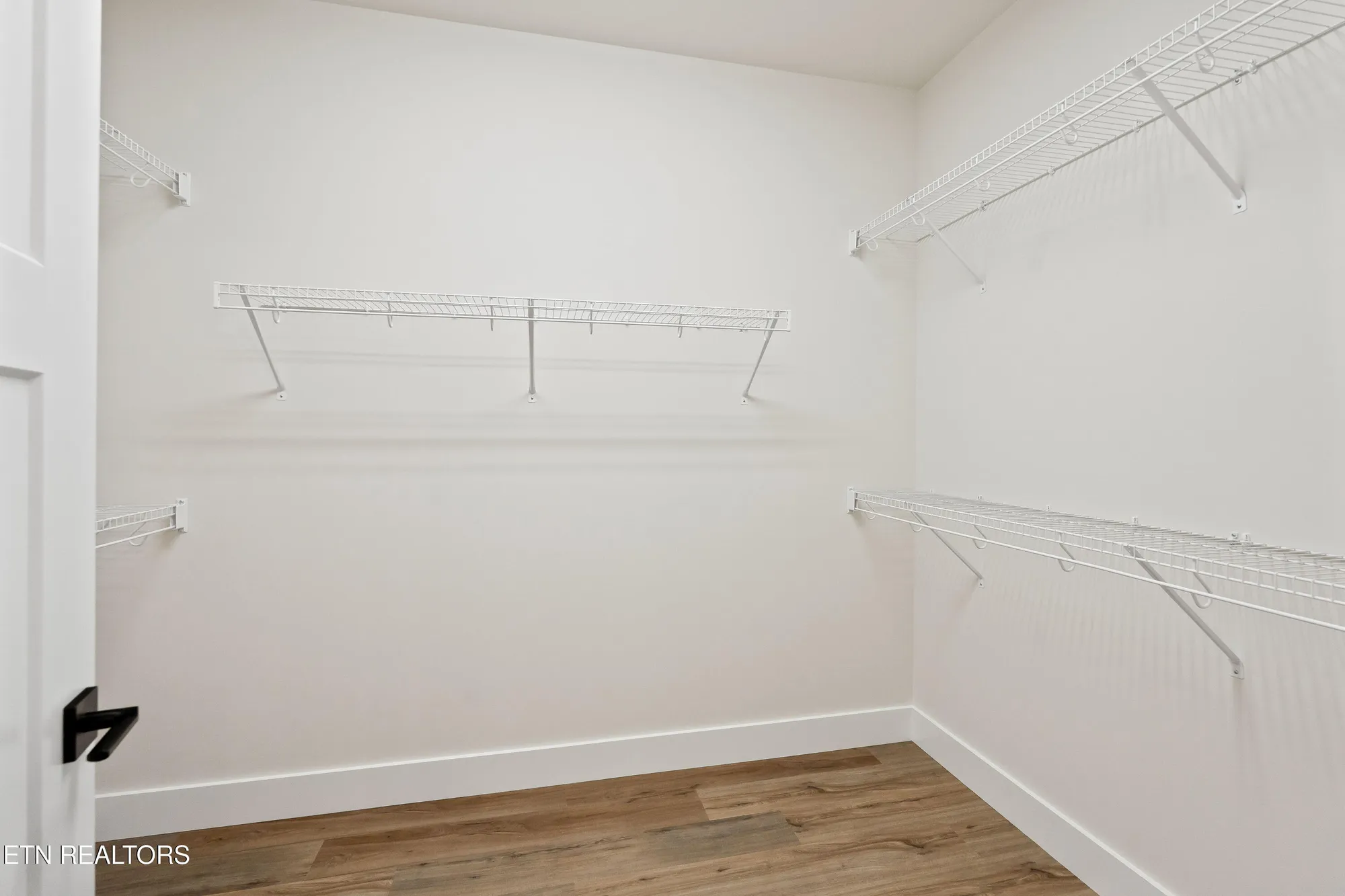 Property Slideshow image 22 of 35 | 120 hawes cir, Crossville, TN, 38558