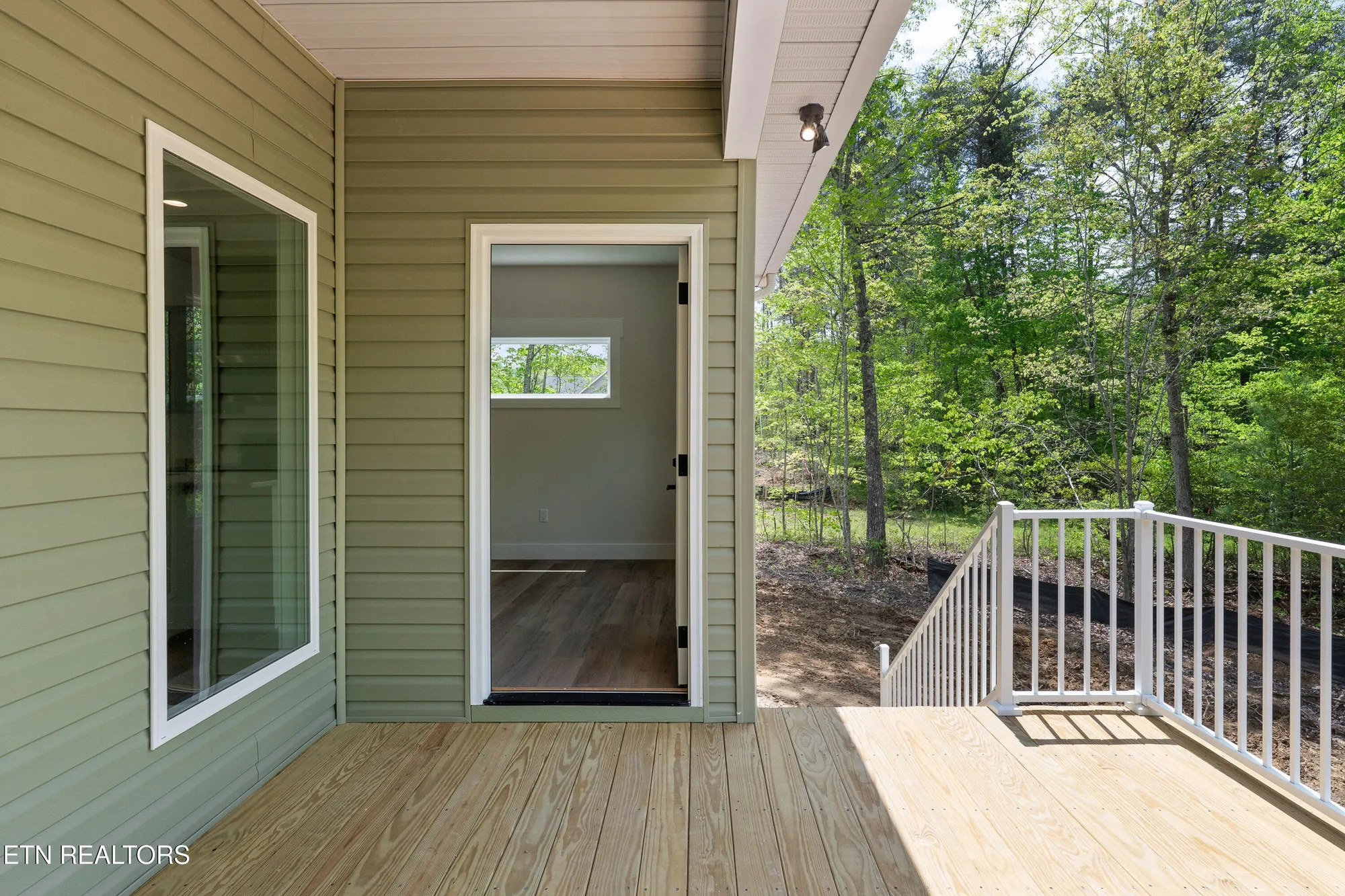 Property Slideshow image 34 of 35 | 120 hawes cir, Crossville, TN, 38558