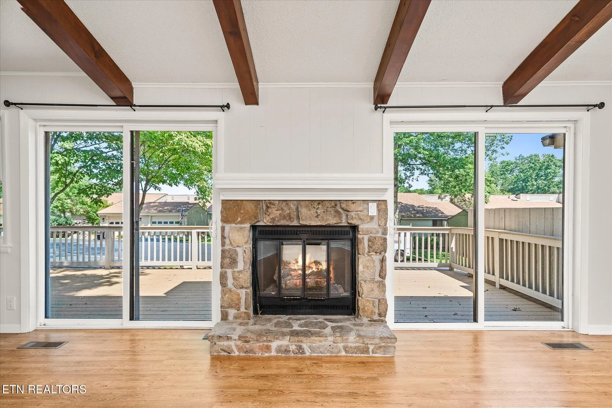 Property Slideshow image 13 of 32 | 4 woodland ct, Crossville, TN, 38558