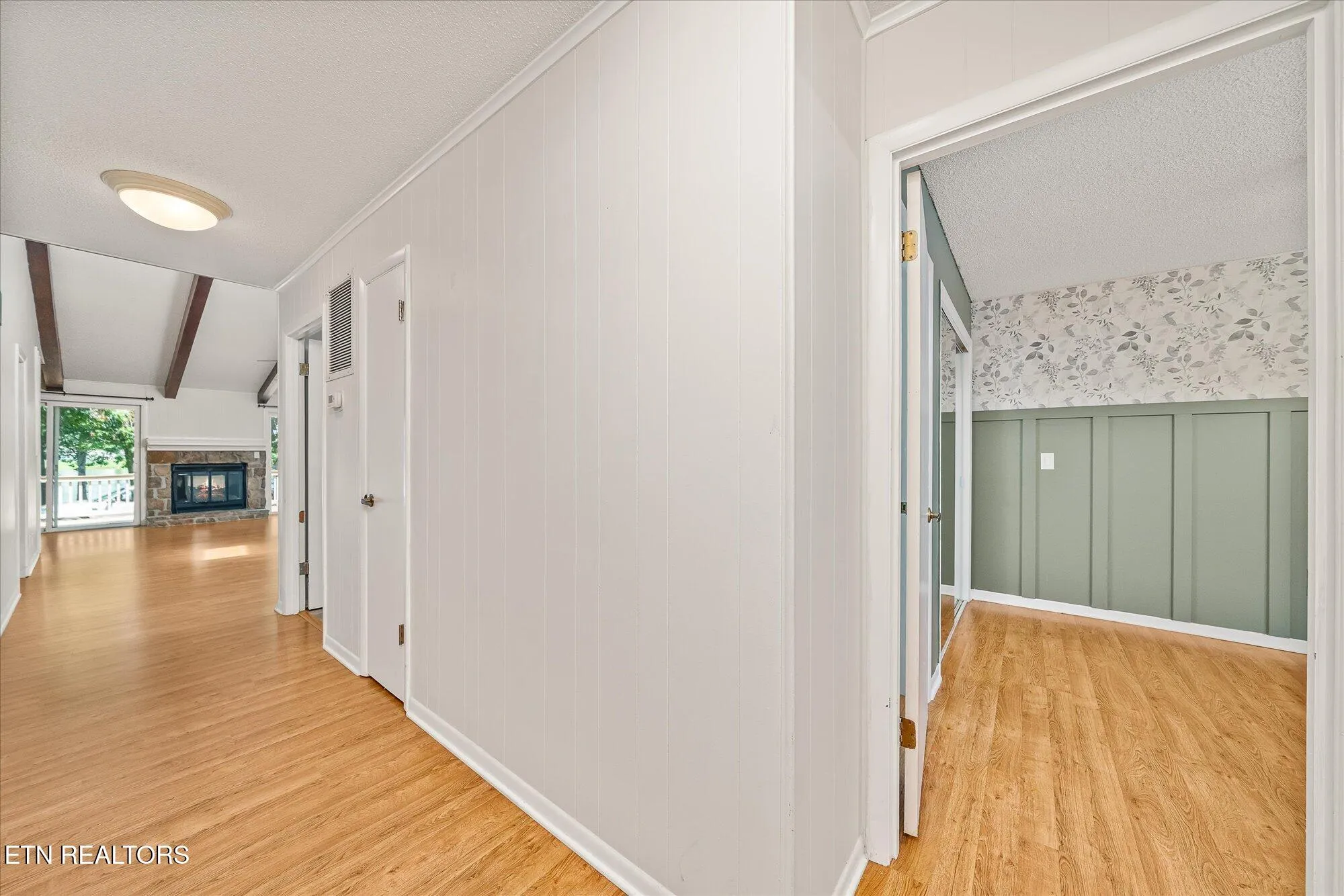 Property Slideshow image 20 of 32 | 4 woodland ct, Crossville, TN, 38558