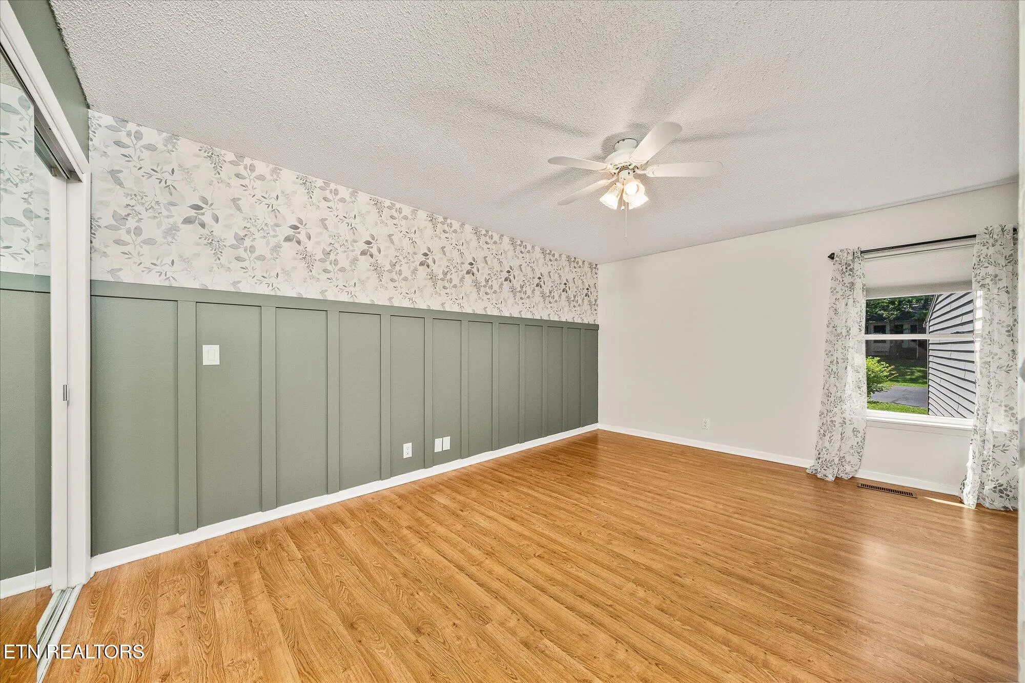 Property Slideshow image 21 of 32 | 4 woodland ct, Crossville, TN, 38558