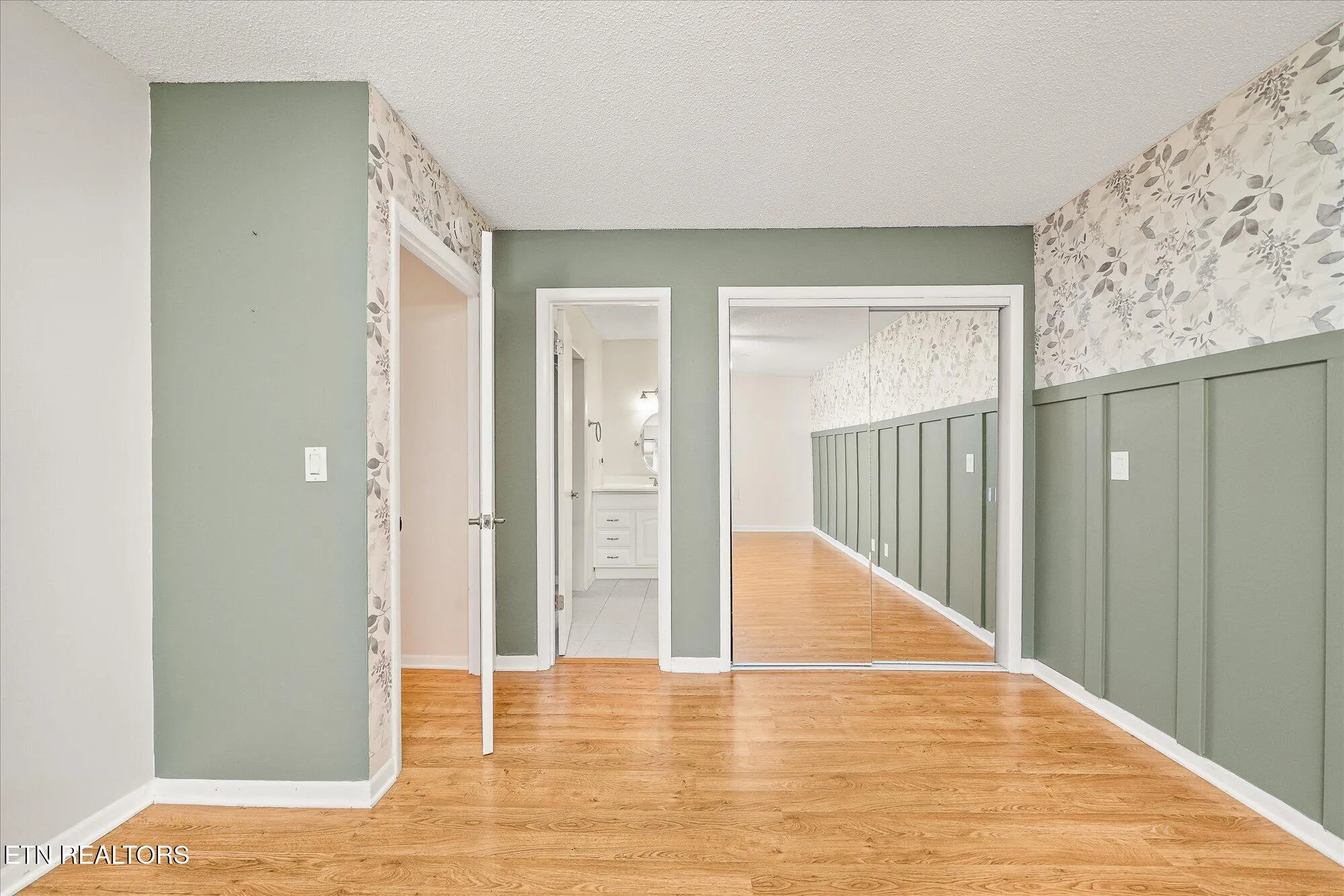 Property Slideshow image 22 of 32 | 4 woodland ct, Crossville, TN, 38558