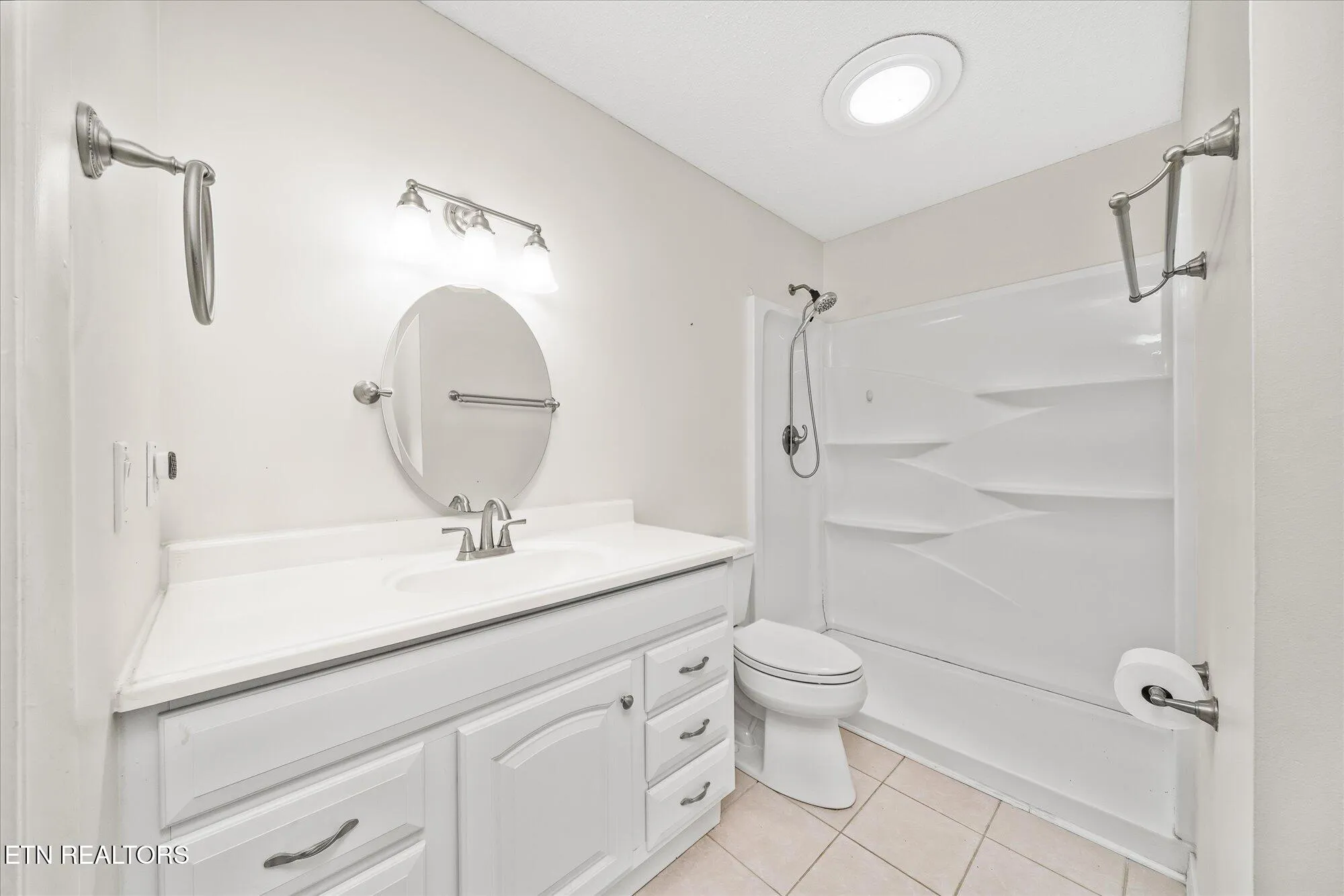 Property Slideshow image 23 of 32 | 4 woodland ct, Crossville, TN, 38558