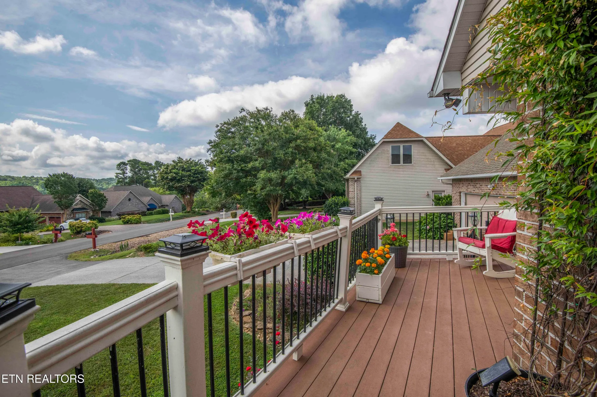 Property Slideshow image 7 of 58 | 127 kiowa way, Loudon, TN, 37774