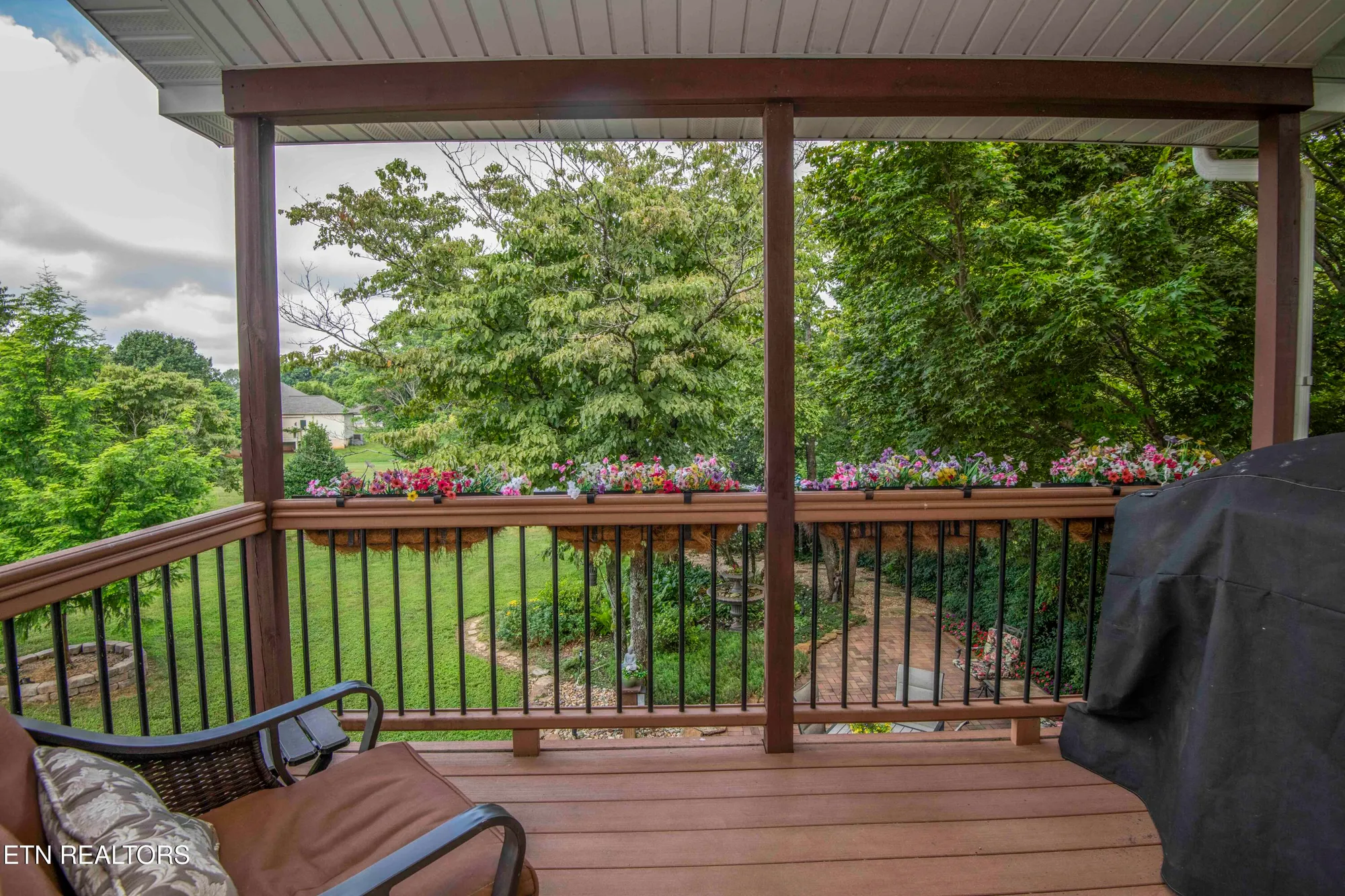 Property Slideshow image 30 of 58 | 127 kiowa way, Loudon, TN, 37774